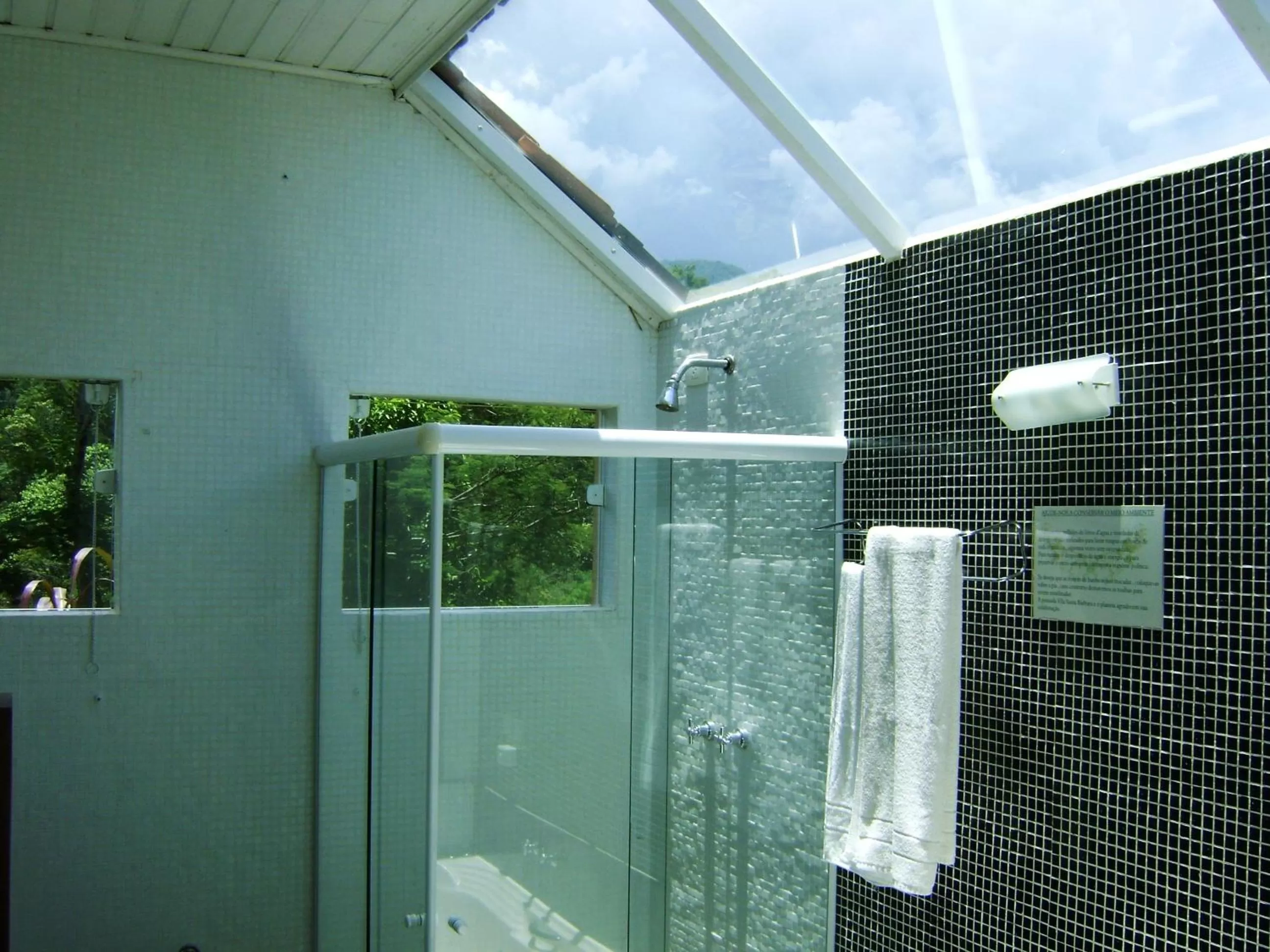 Bathroom in Pousada Vila Santa Barbara