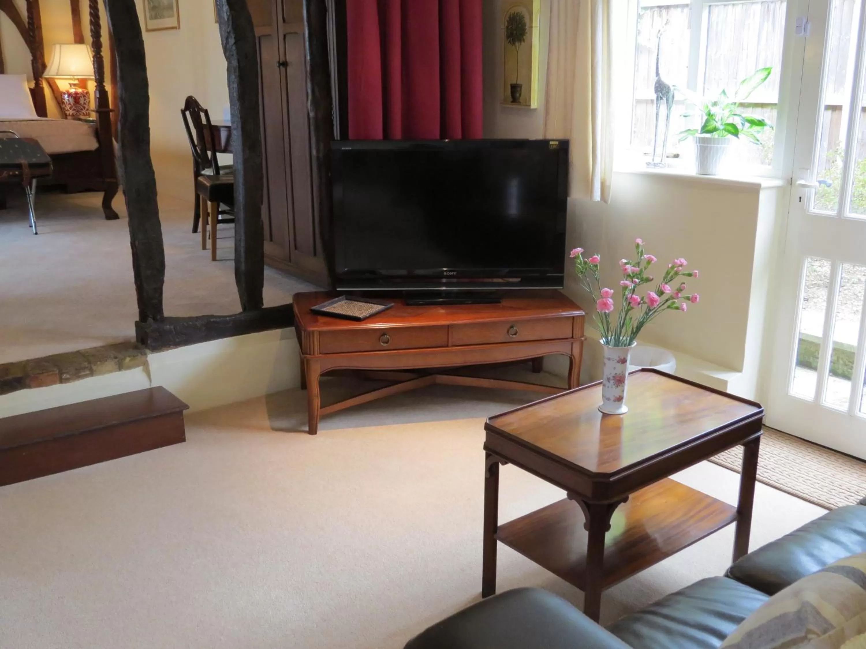 The Greyhound - Historic former Inn