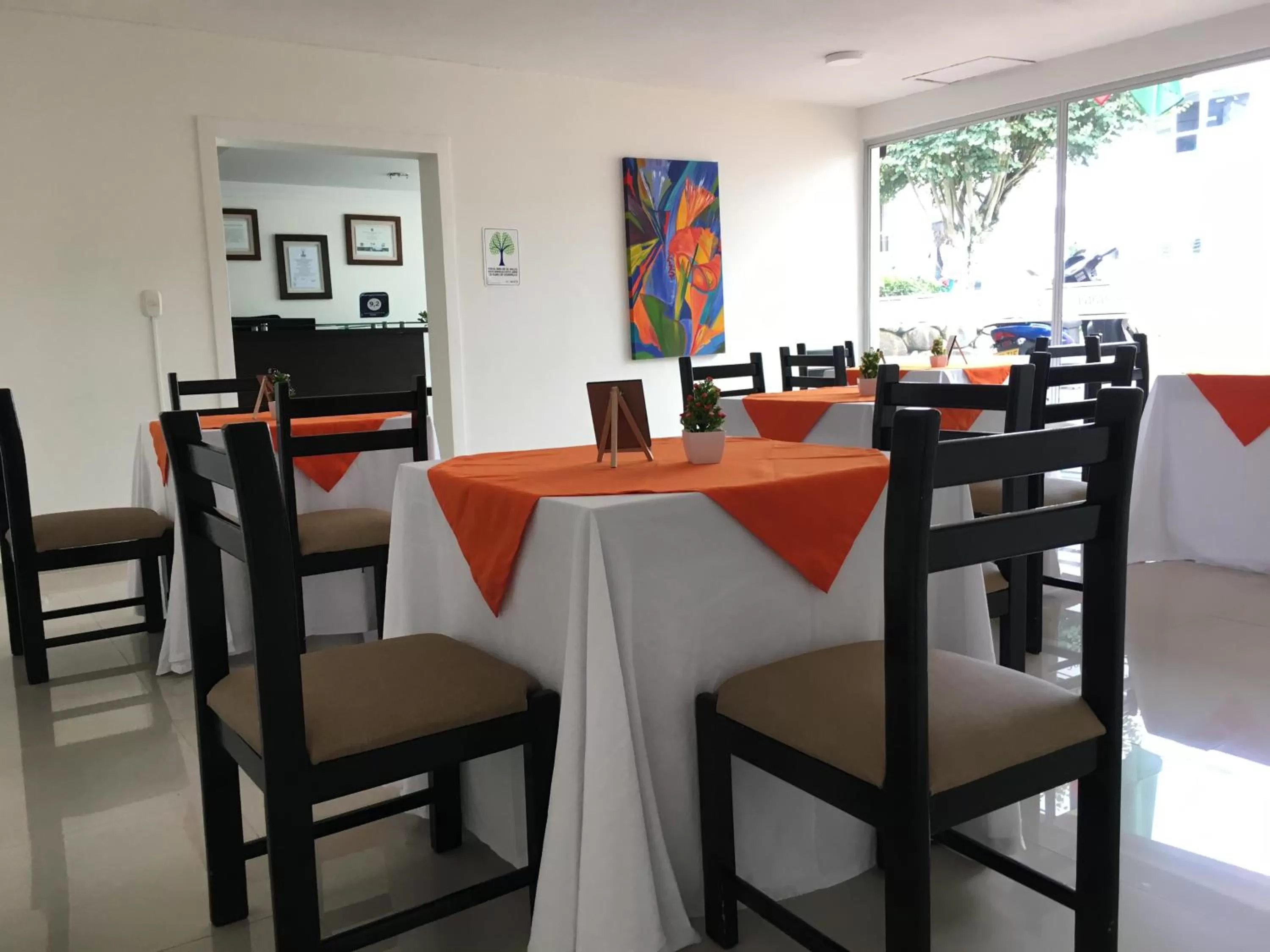 Restaurant/Places to Eat in Hotel Regine's Manizales