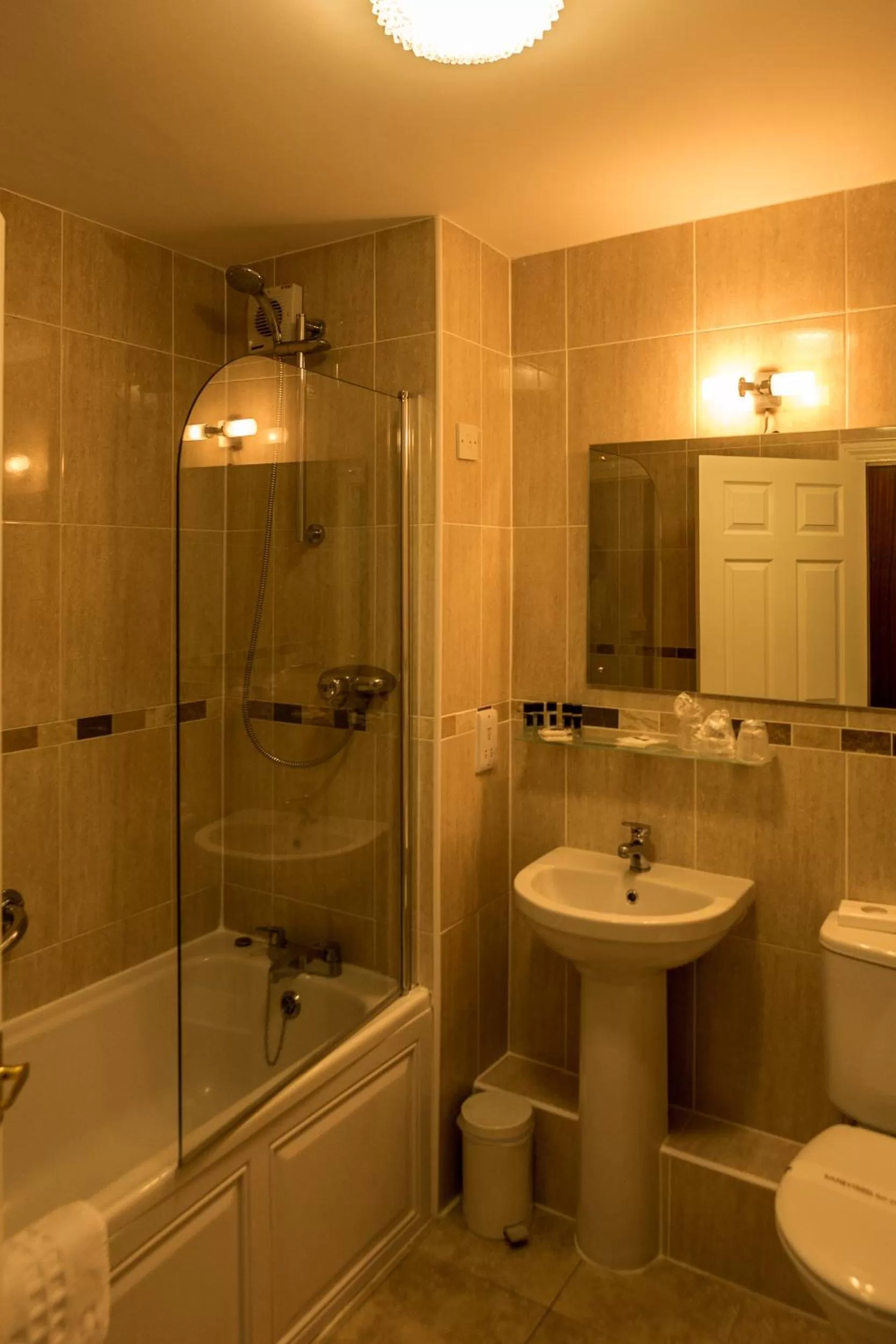 Bathroom in Best Western Plus West Retford Hotel