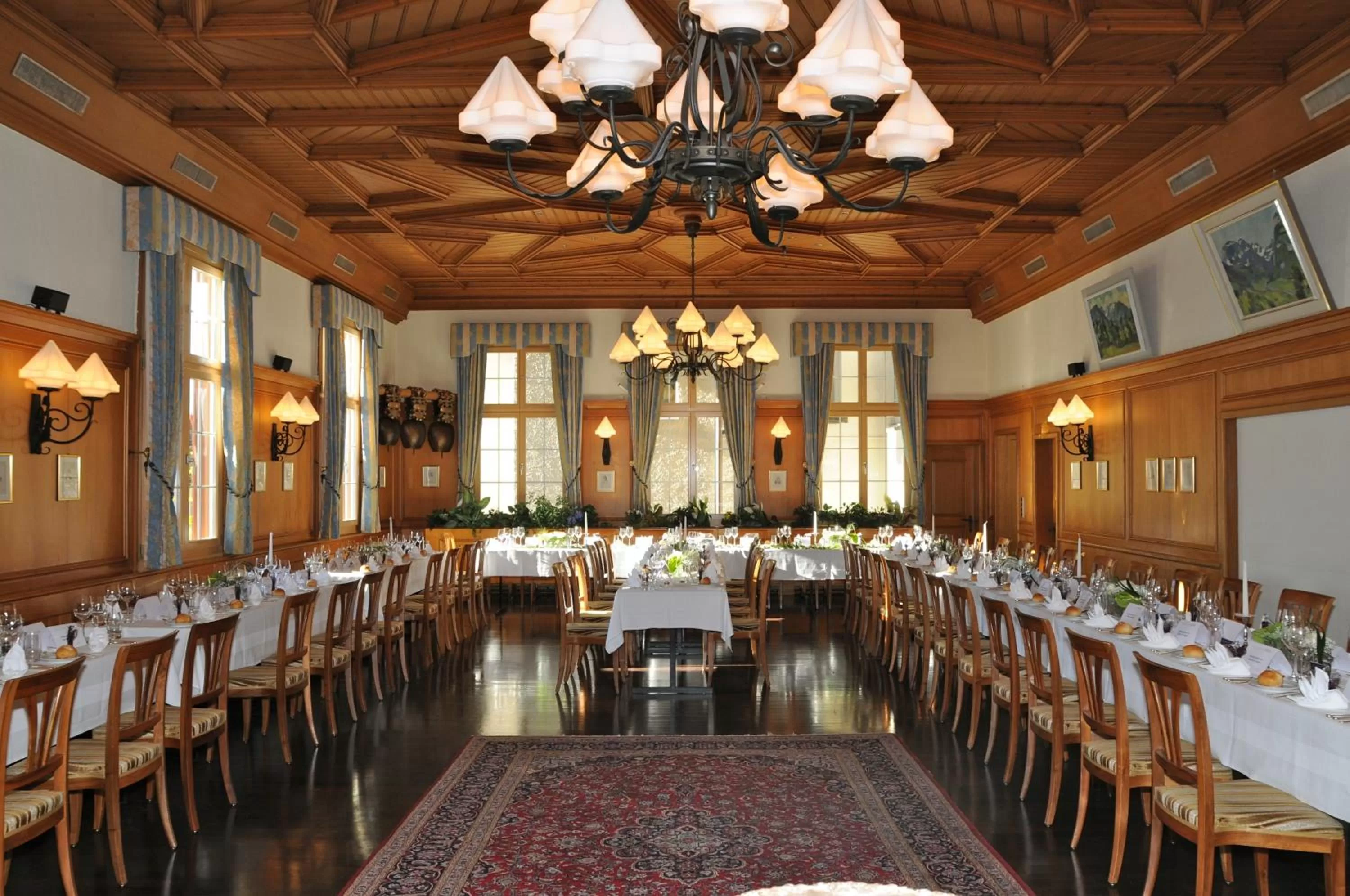 Restaurant/places to eat in Hotel Säntis