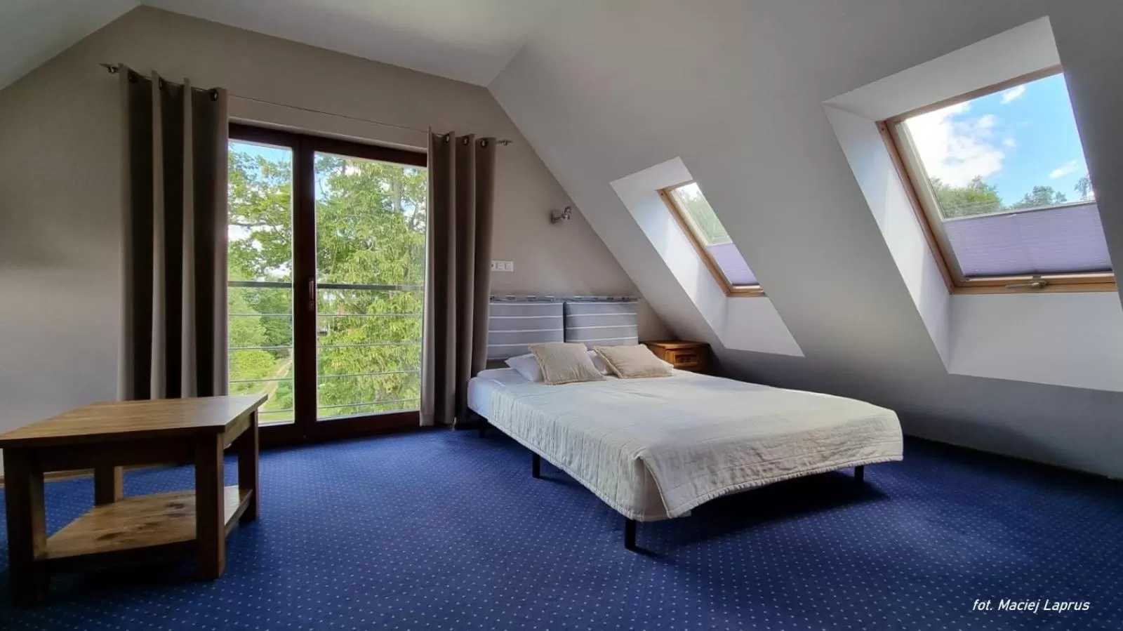 Bed in Vertigo Narie