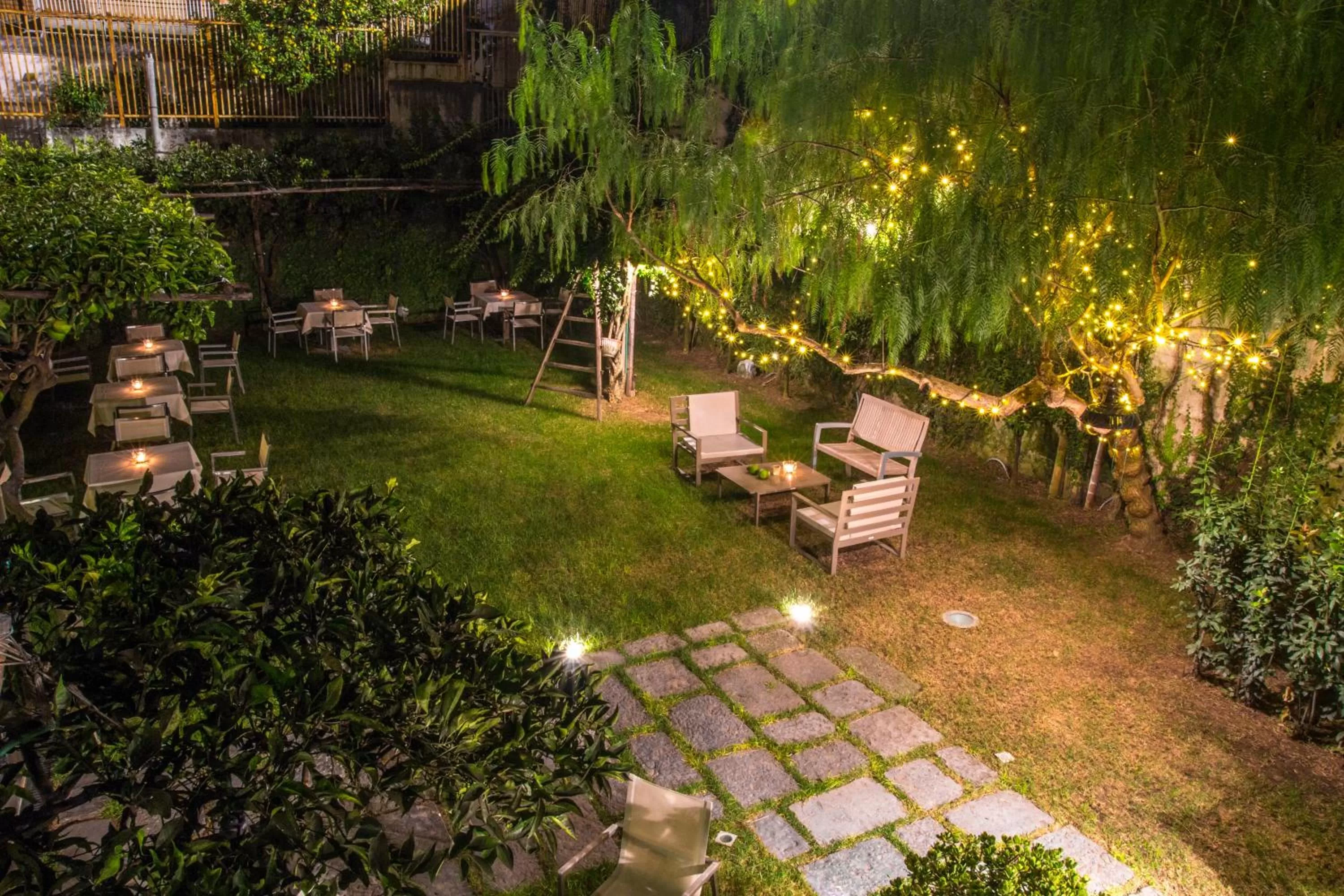 Garden in Hotel Forum