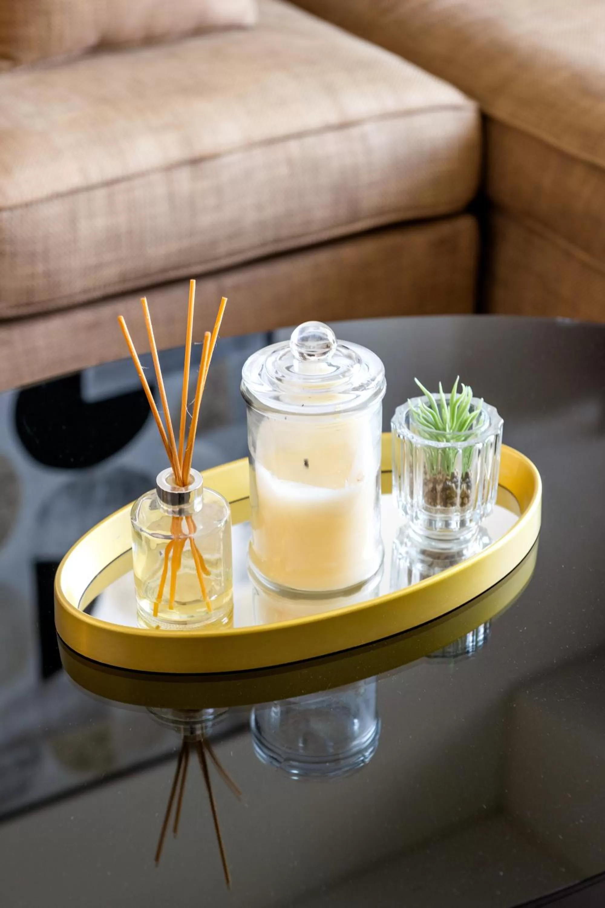 Living room in Emaar Residences Dubai Marina by Qstay - formerly Address Dubai Marina