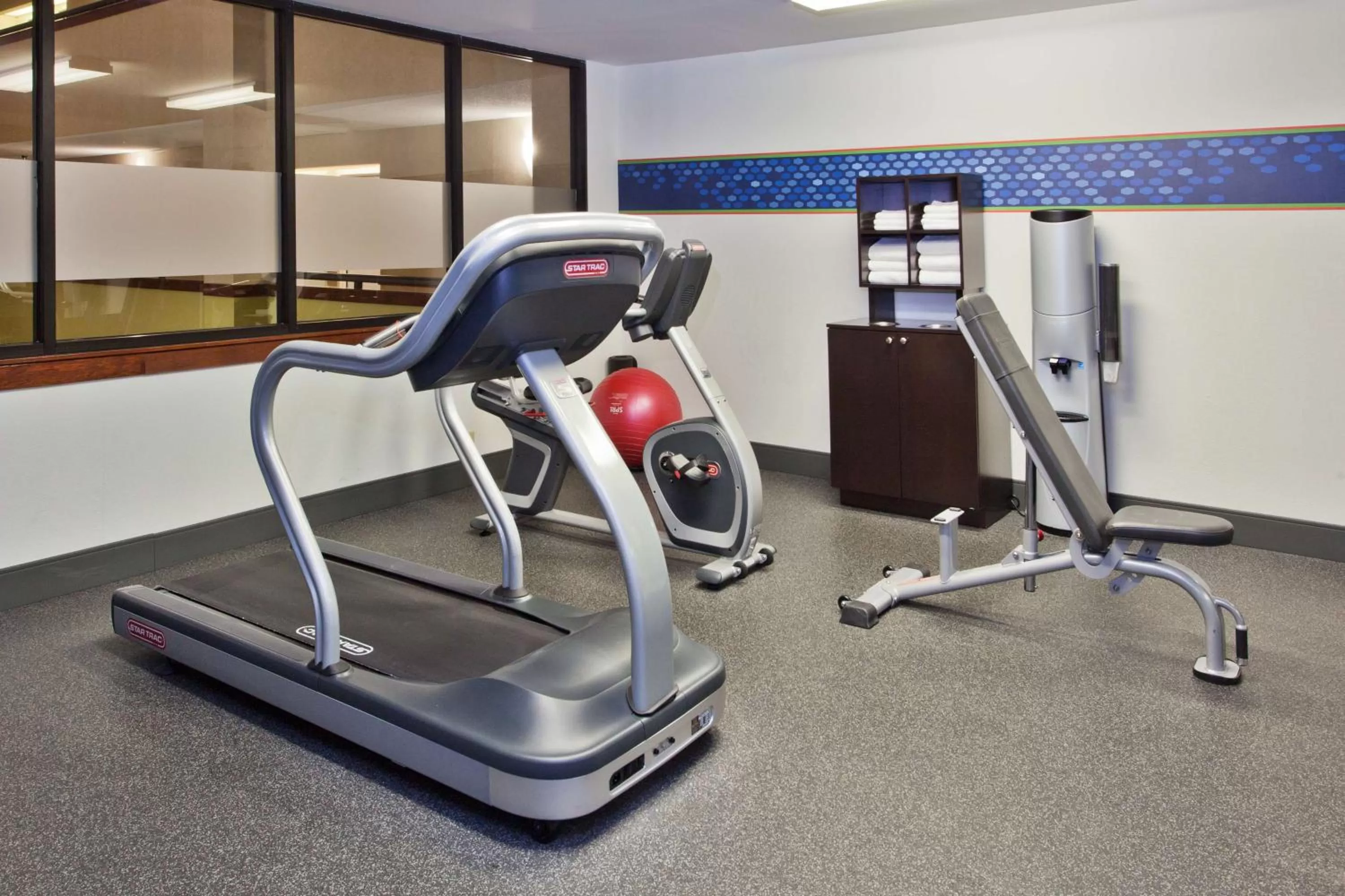 Fitness centre/facilities in Hampton Inn Bremen