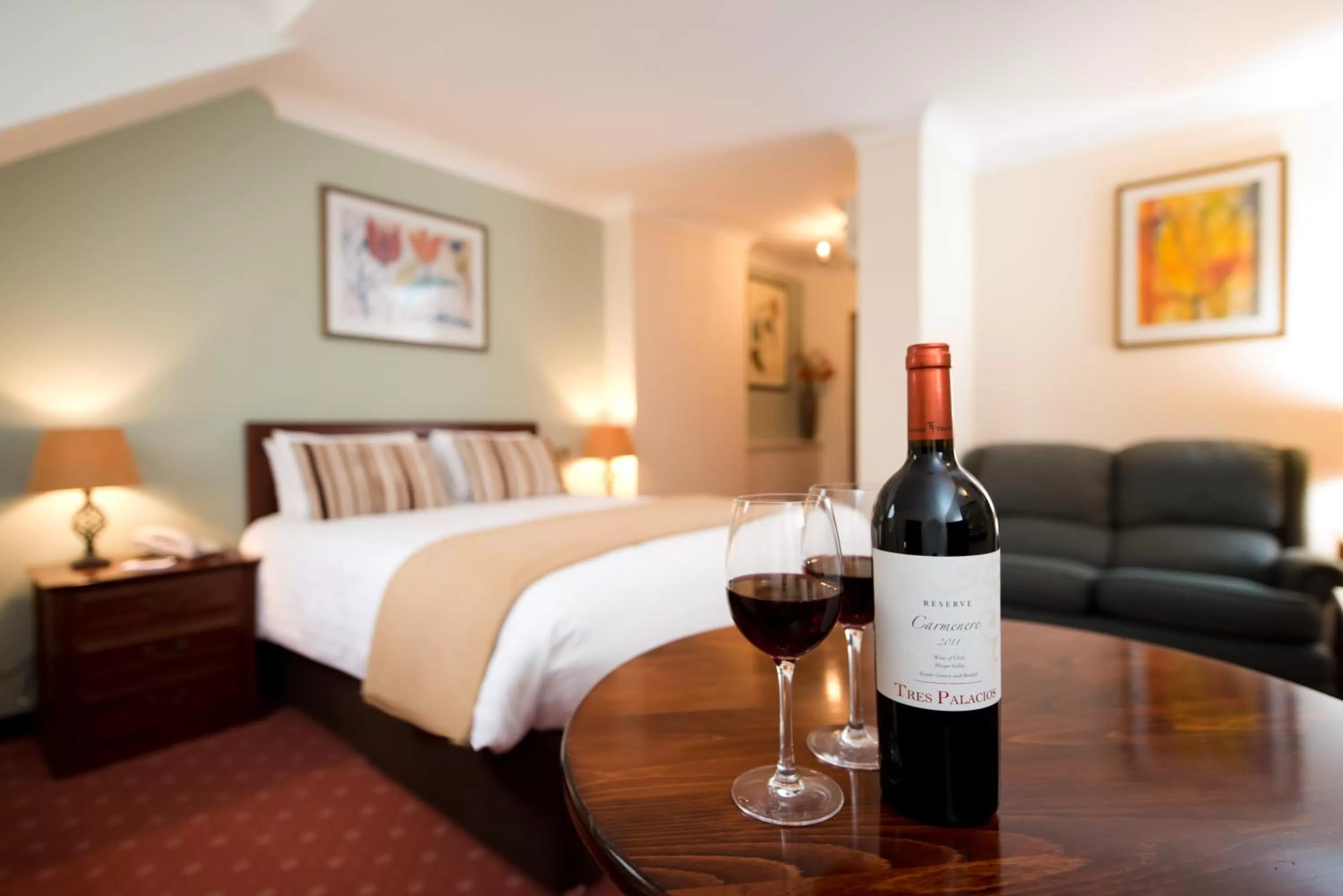 Bedroom, Bed in Ellington Lodge at The Concorde