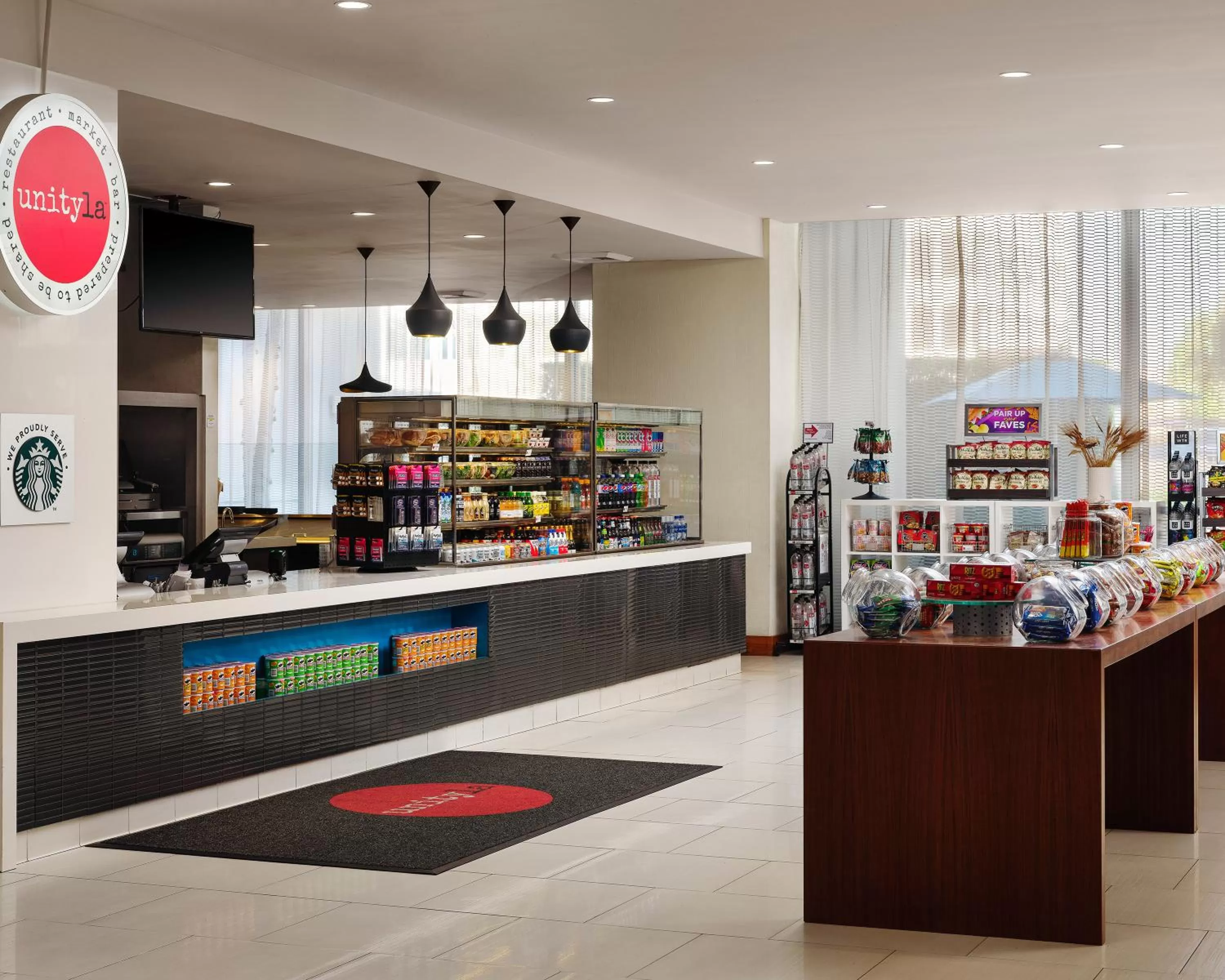 Coffee/tea facilities in Hyatt Regency Los Angeles International Airport