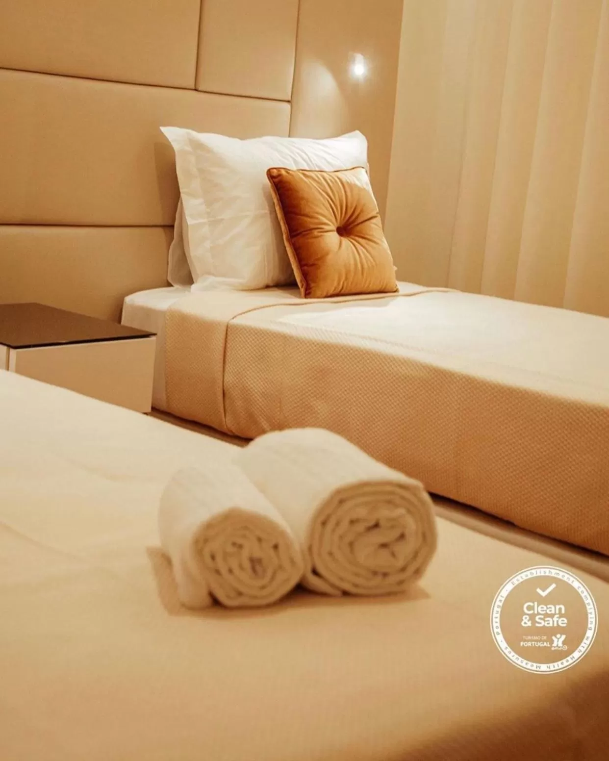 Bedroom, Bed in Le Premier Lisbon Suites