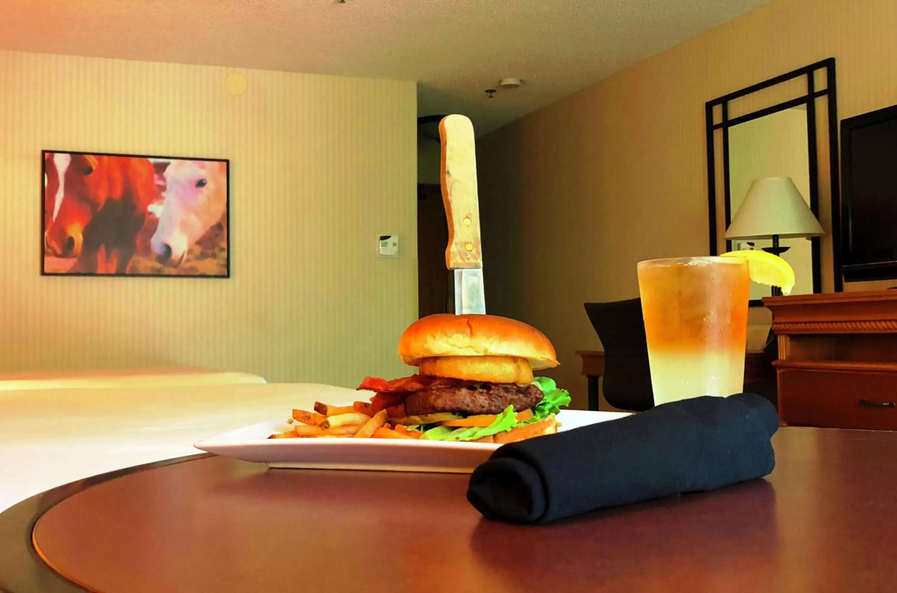 Dining area in DoubleTree by Hilton Durango