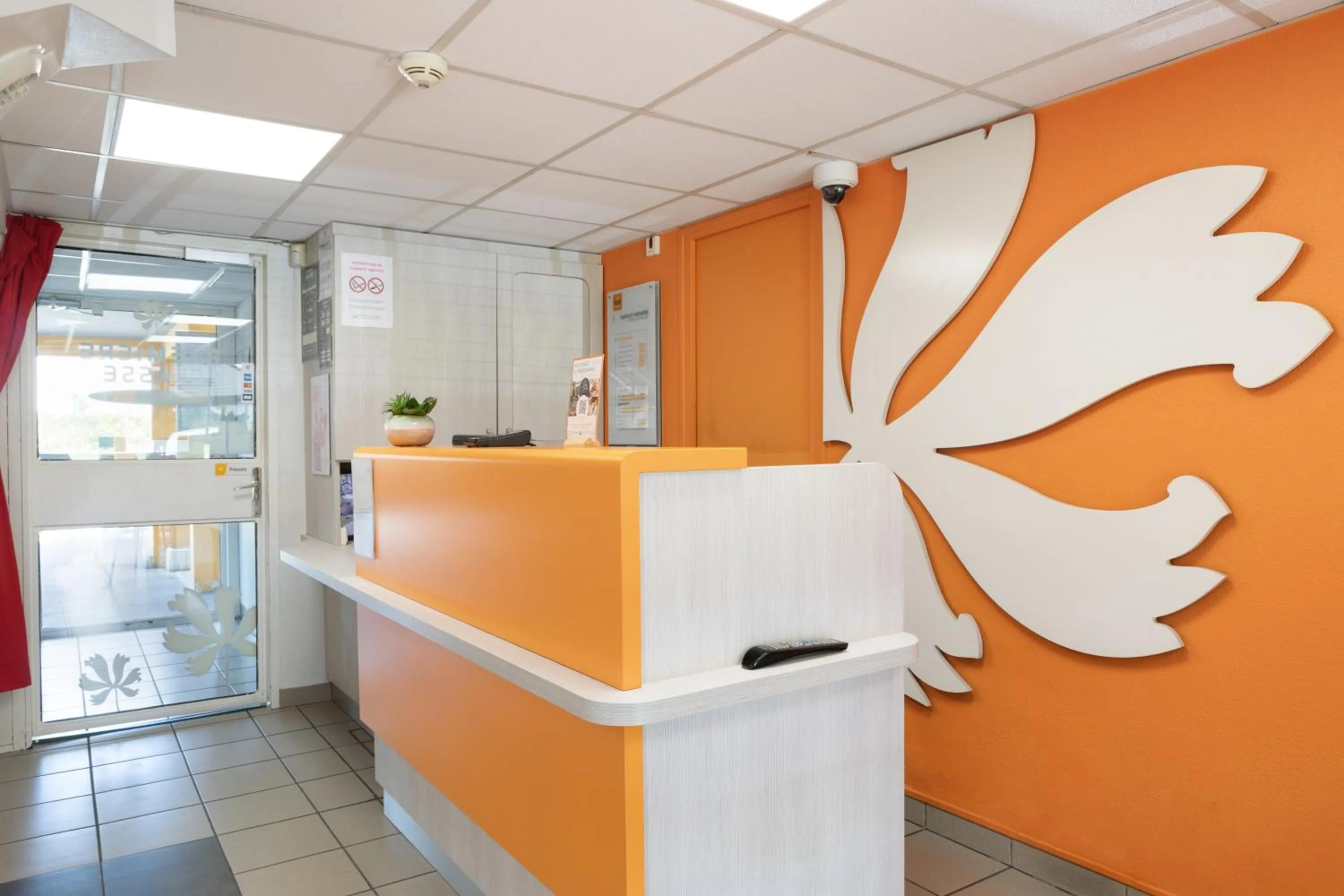 Lobby or reception in Première Classe Châlons-en-Champagne