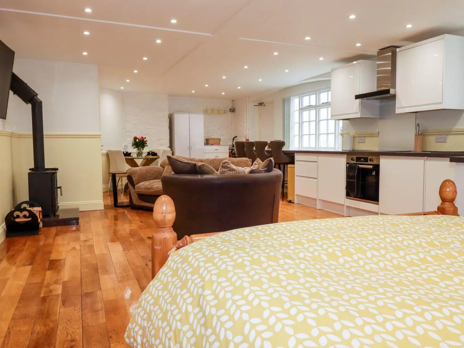 Bed in Carew Lodge & Loft