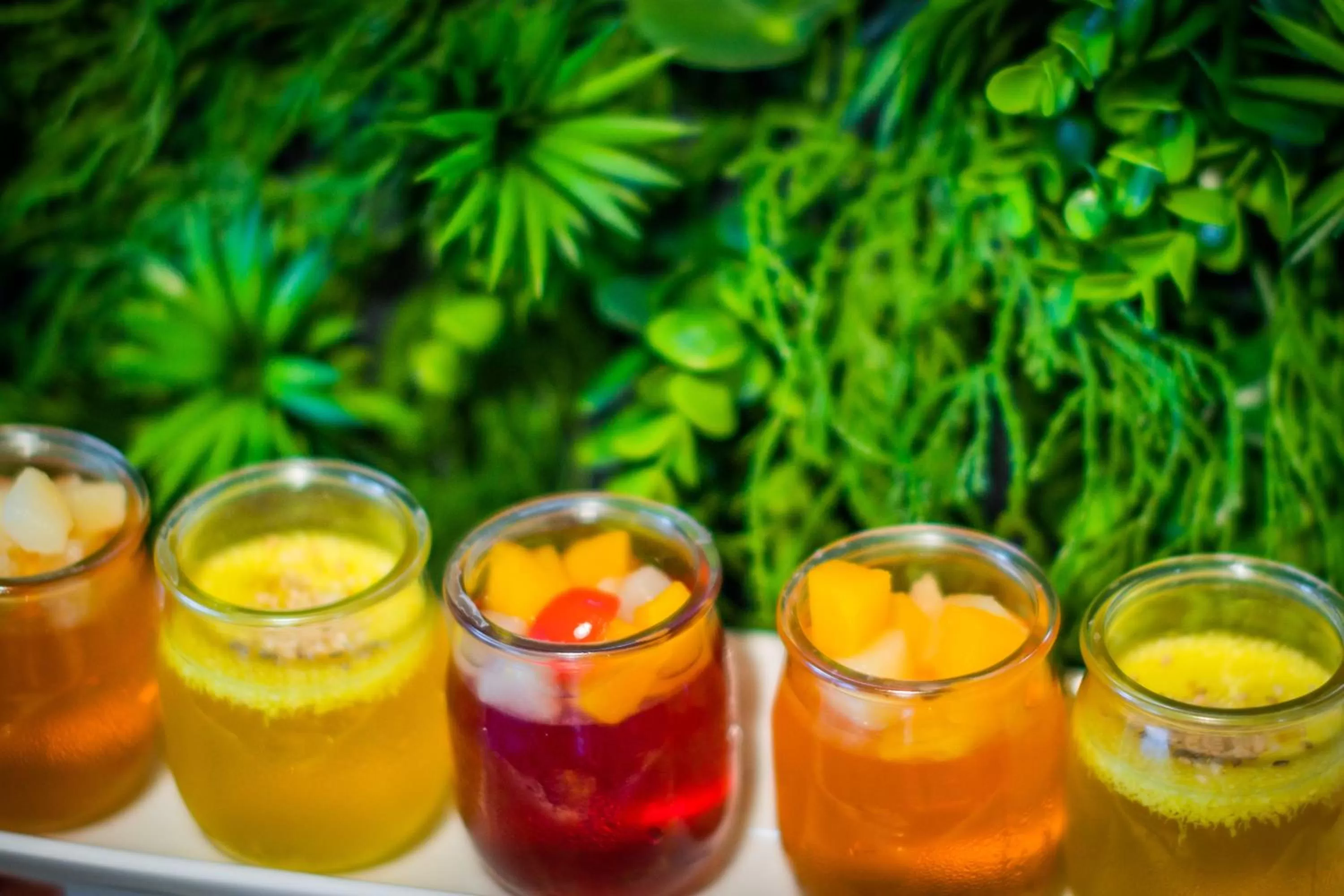 Breakfast in Hotel Lantier & Swimming Pool Zone