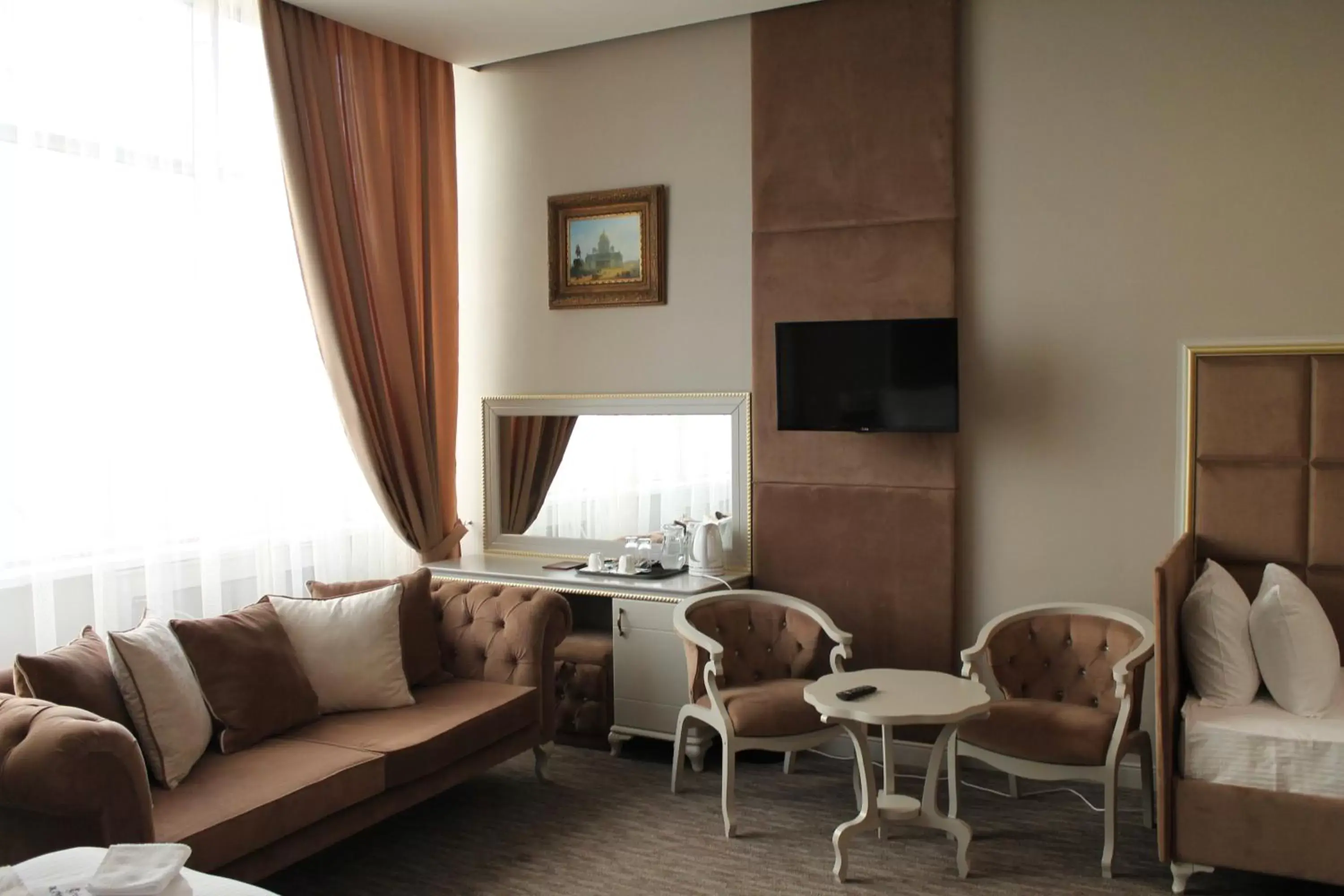 Comfort Double Room in Grand Sapphire Hotel Comfort Double Room in Grand Sapphire Hotel