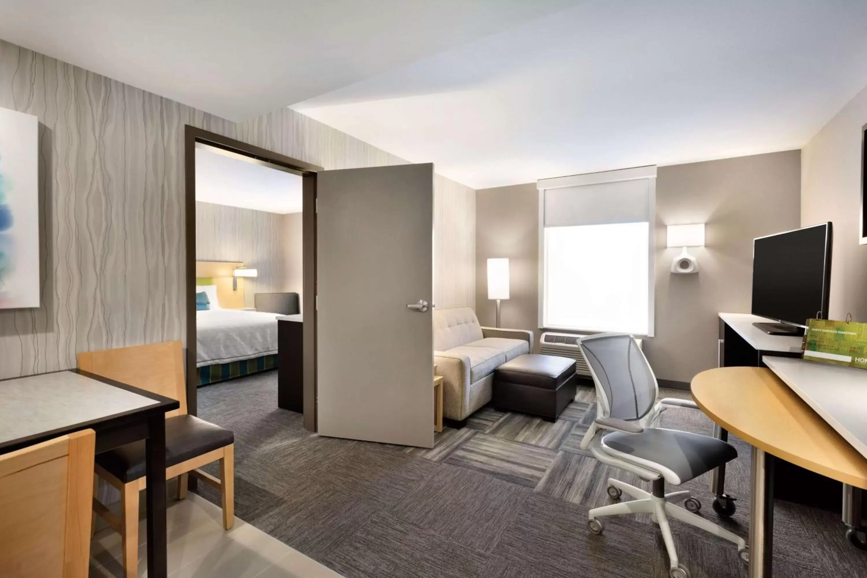 Queen Suite - Mobility Access/Non-Smoking in Home2 Suites by Hilton Billings Queen Suite - Mobility Access/Non-Smoking in Home2 Suites by Hilton Billings