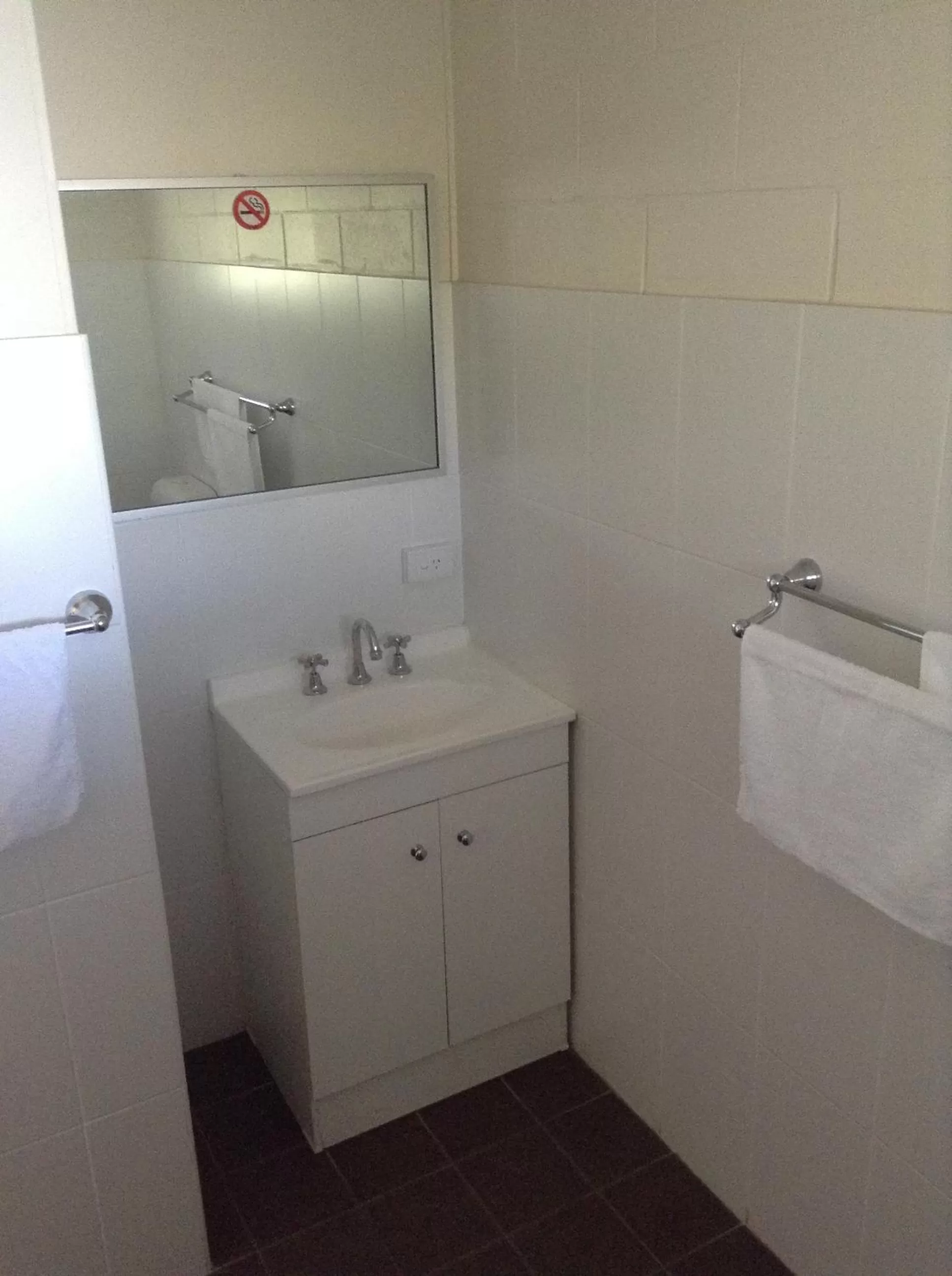 Bathroom in Settlers Inn