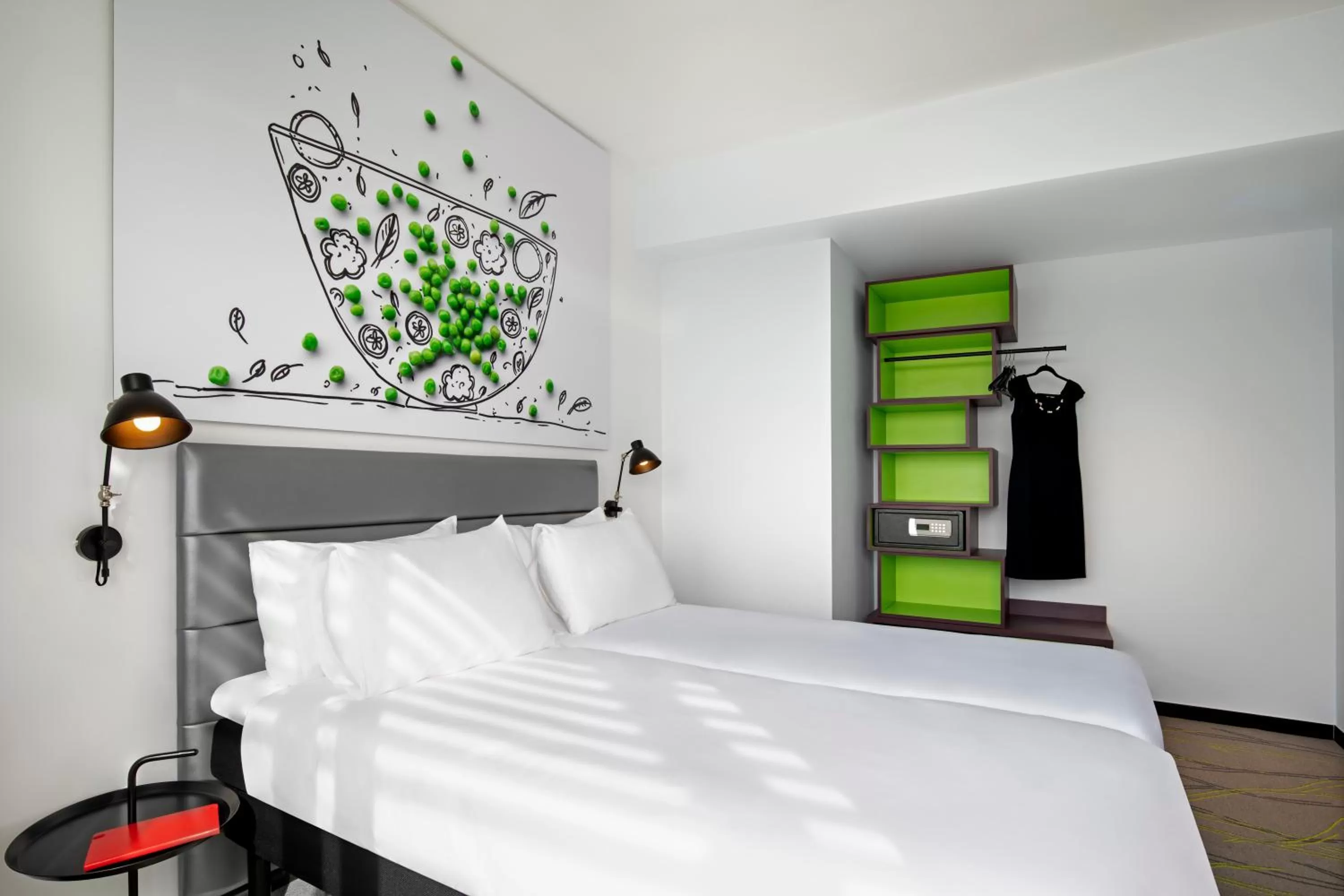 Standard Twin Room with Balcony in Ibis Styles Jerusalem City Center - An AccorHotels Brand