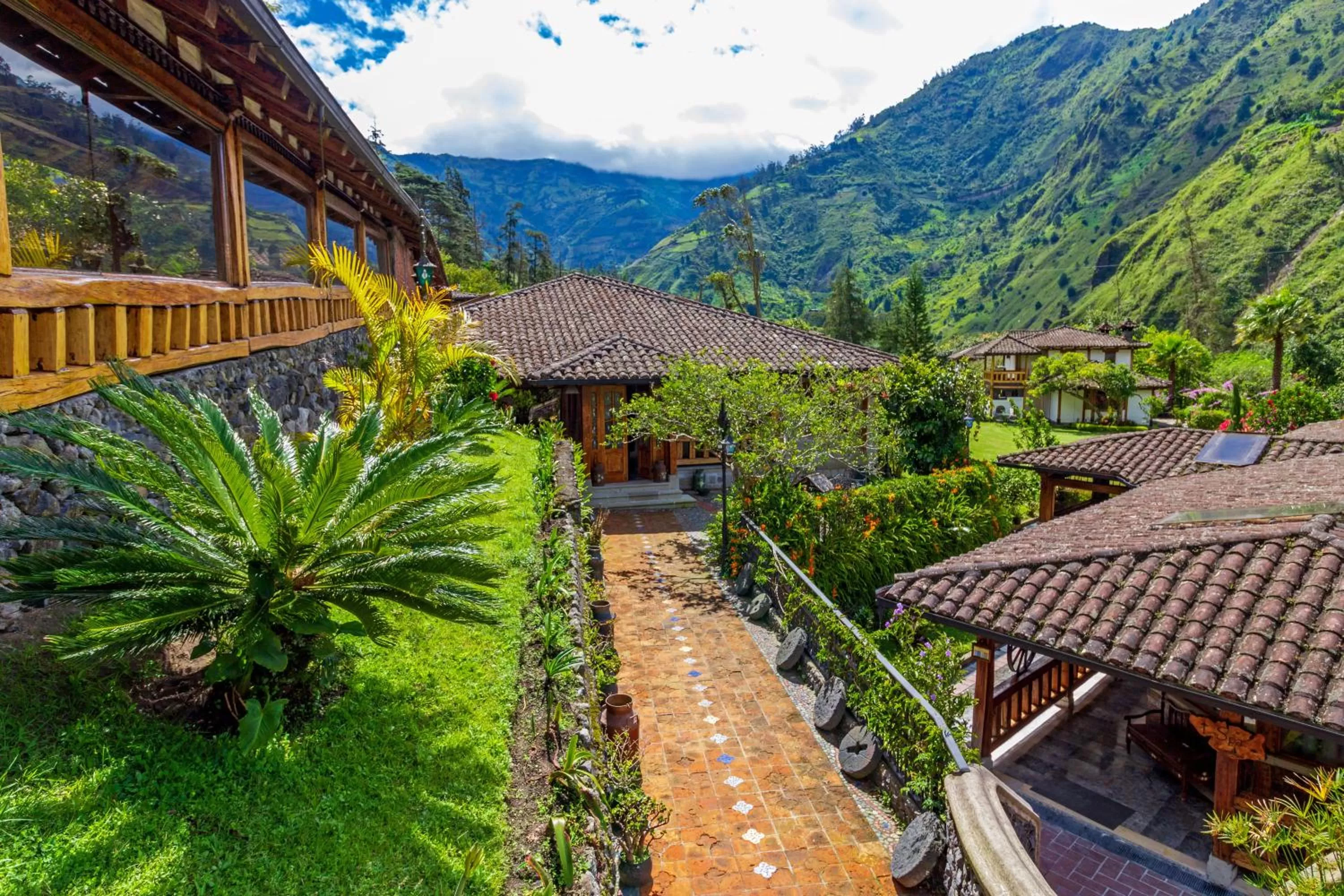 Garden view, Mountain View in Samari Spa Resort