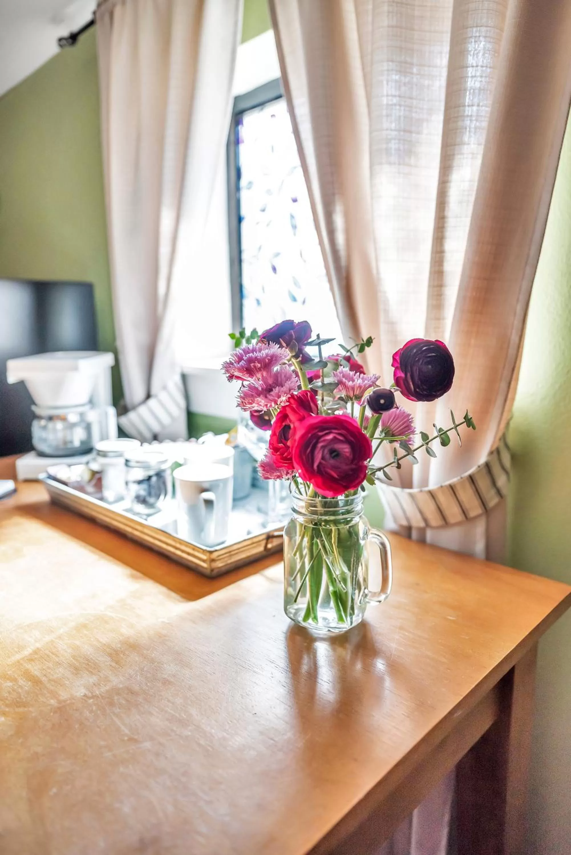 Decorative detail in Full Moon Inn