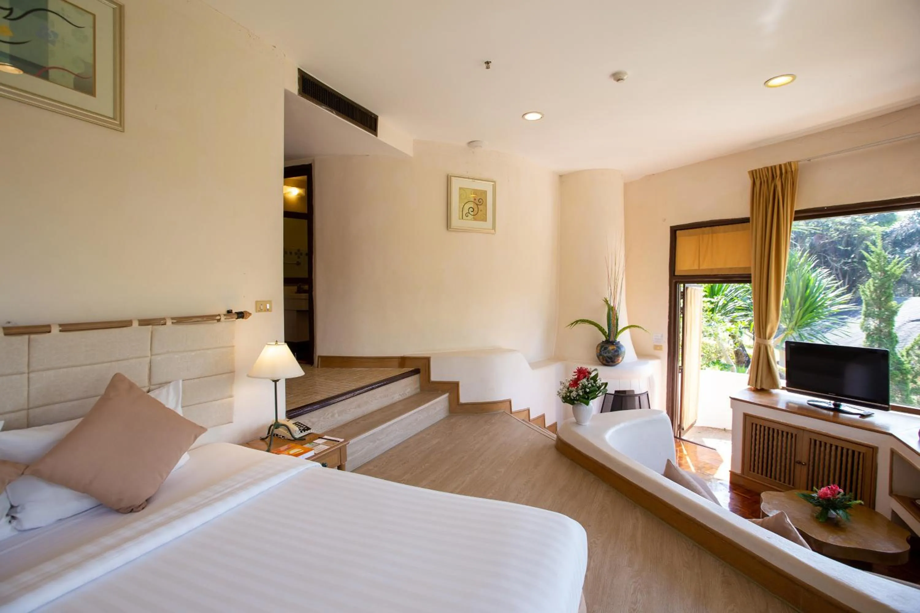 Bed in Imperial Phukaew Hill Resort