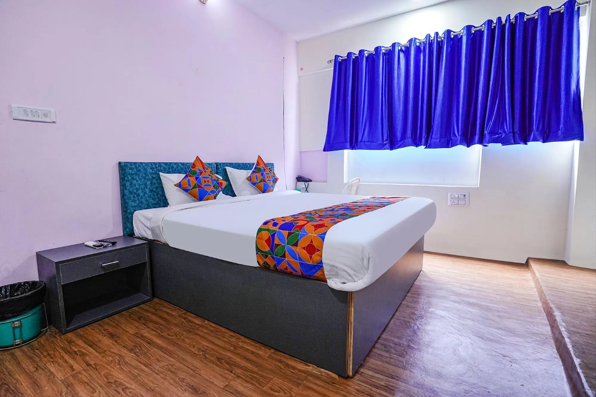 Bed in FabExpress IT Park, Pallikaranai