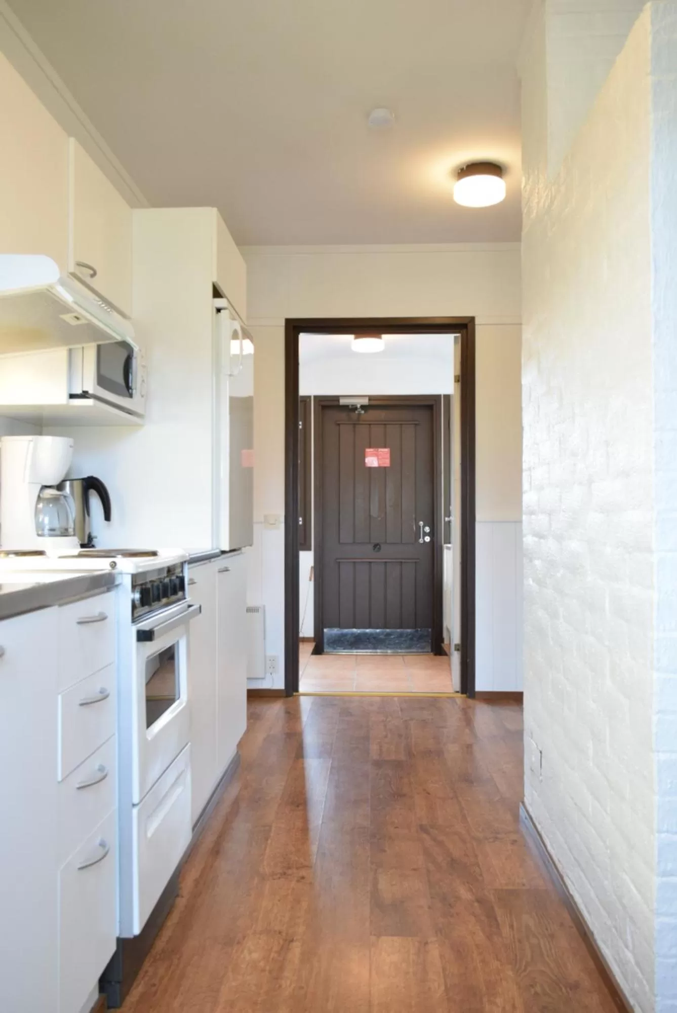 Kitchen or kitchenette, Kitchen/Kitchenette in Visulahti Cottages