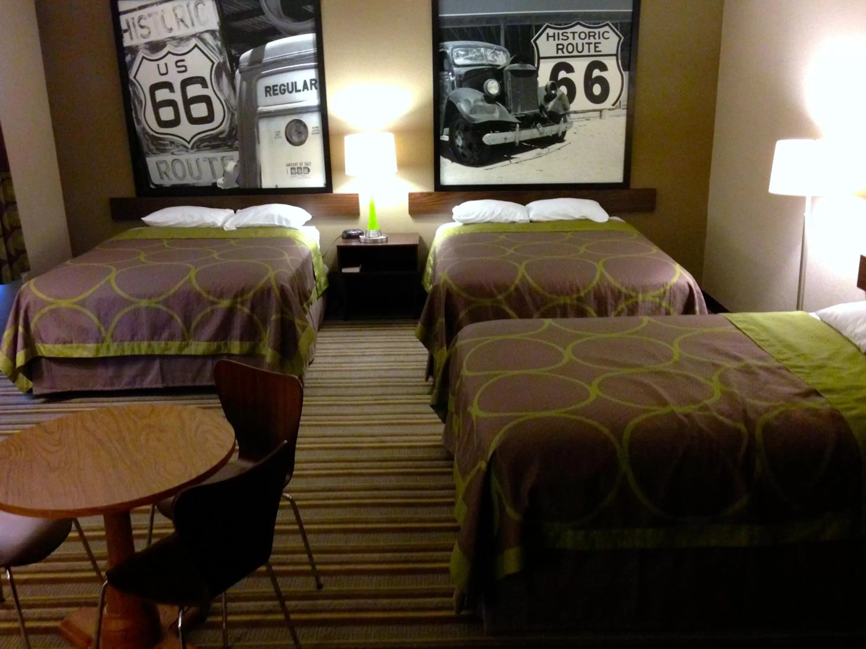 Bed in Super 8 by Wyndham Stafford/Springfield Area