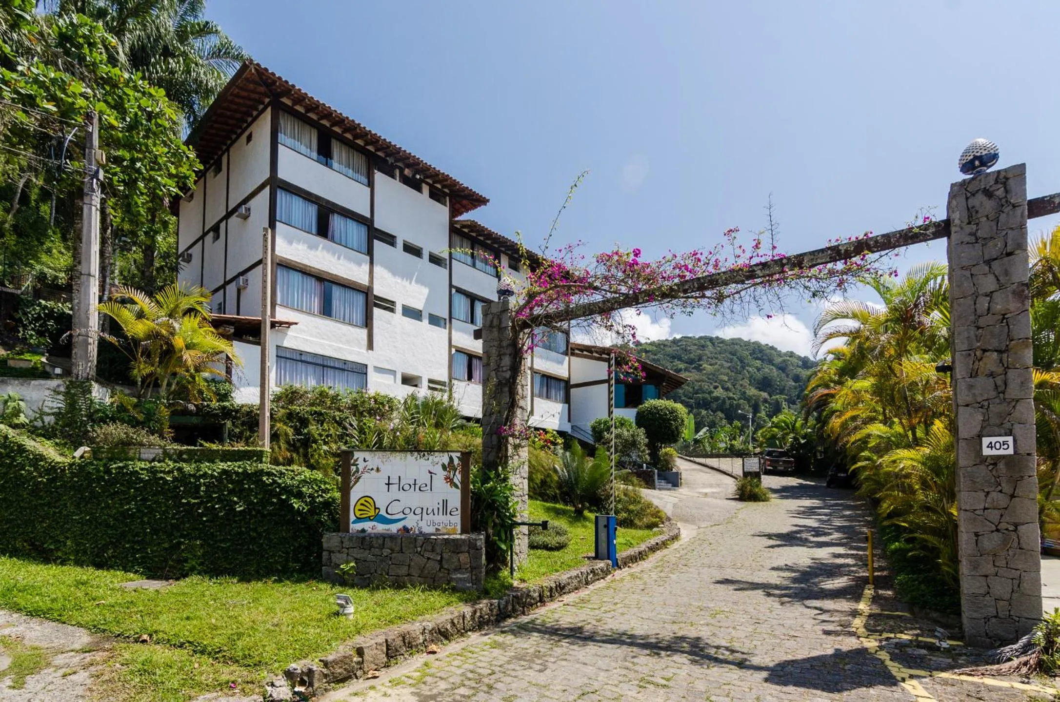 Facade/entrance in Hotel Coquille