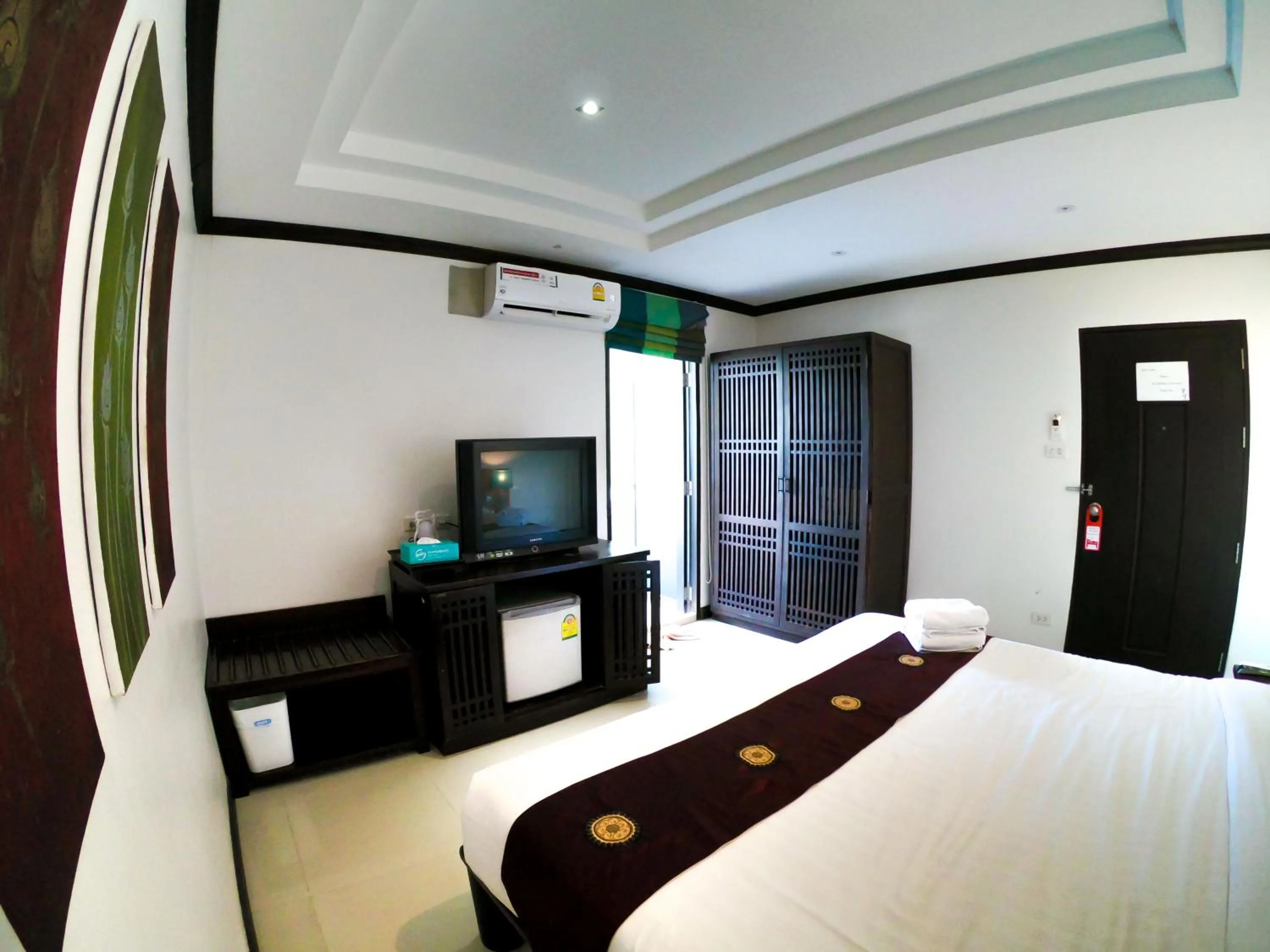 TV and multimedia, Bed in Queen Boutique Hotel Chaweng
