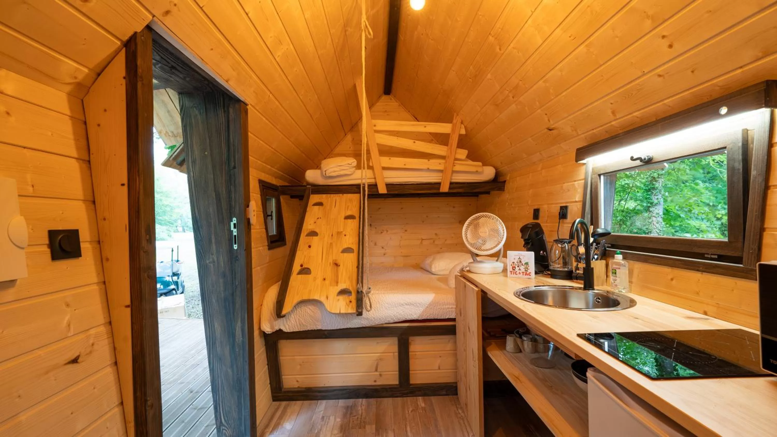 Coffee/tea facilities in Le Village de la Champagne - Slowmoov