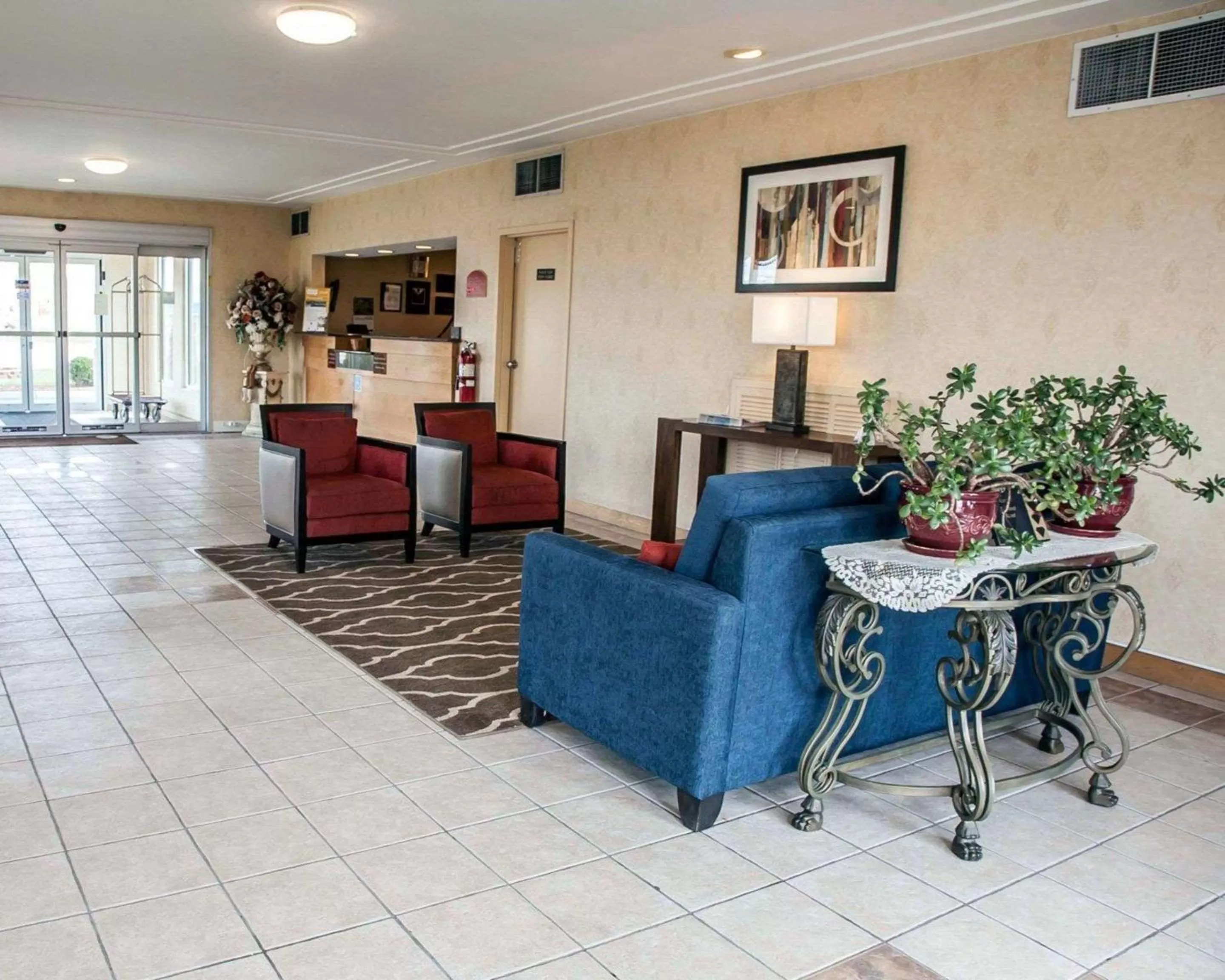 Lobby or reception in Quality Inn Seekonk-Providence