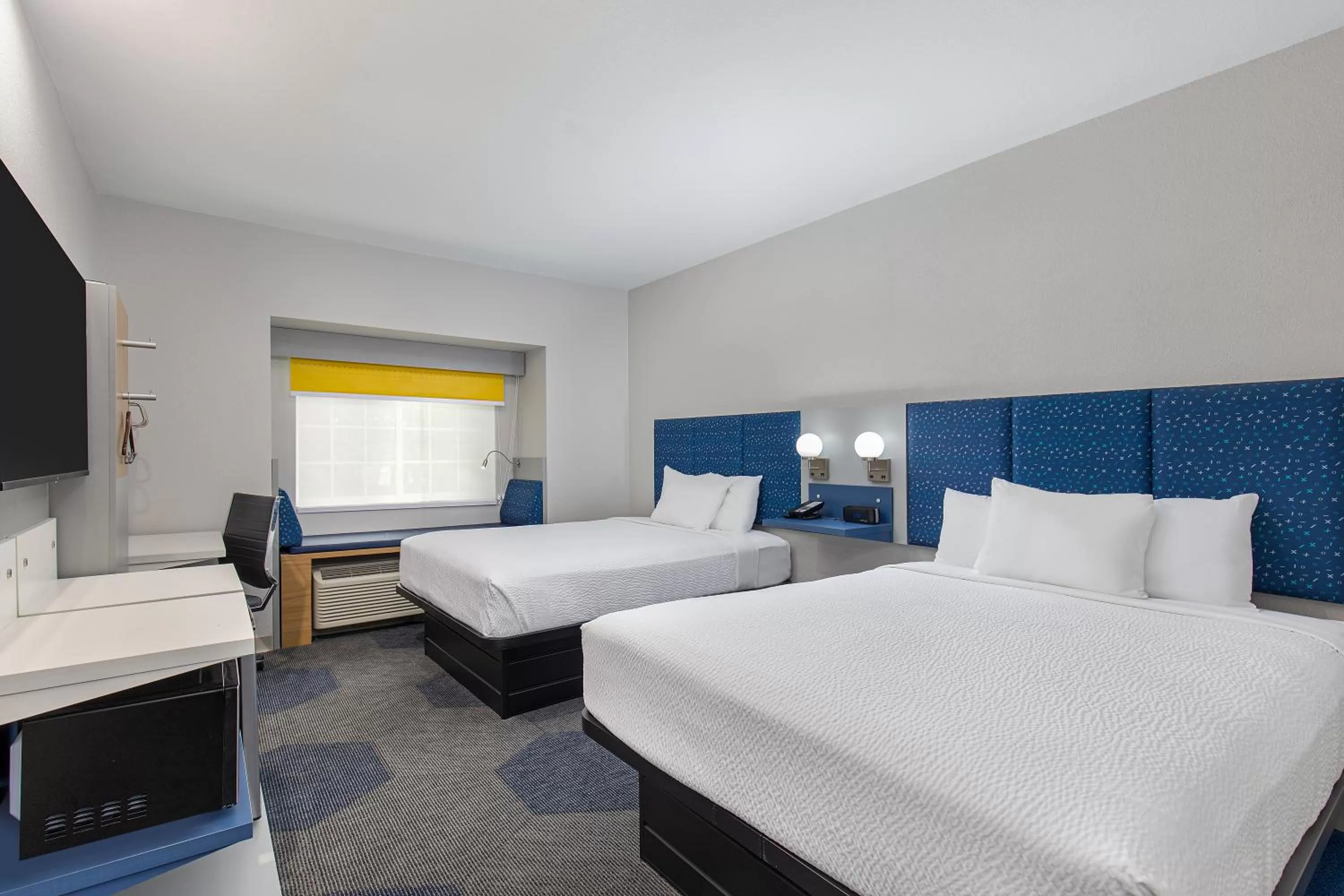 Bedroom, Bed in Microtel Inn & Suites by Wyndham Manchester - Newly Renovated