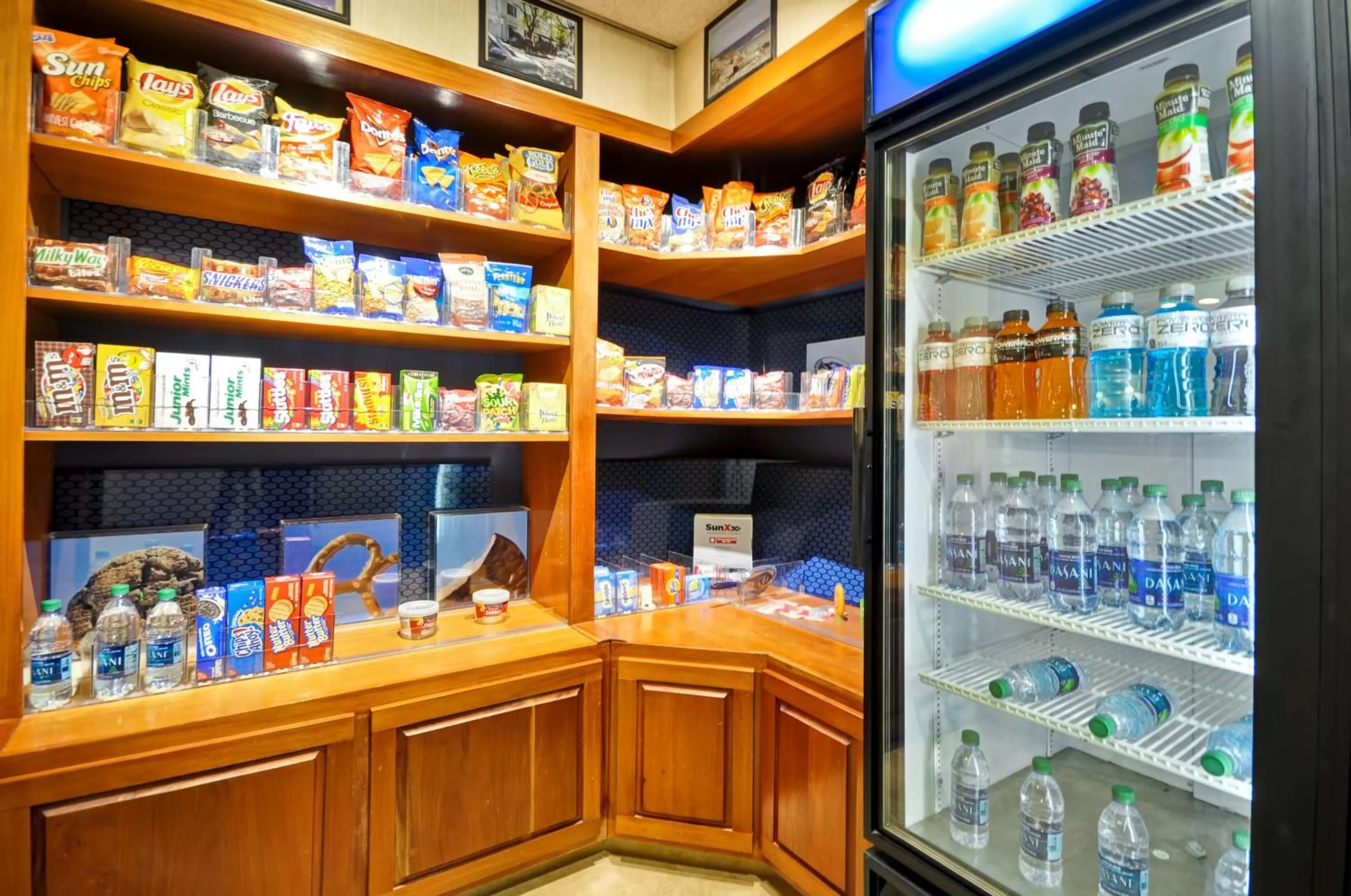 Restaurant/places to eat in Hampton Inn & Suites Charleston/Mt. Pleasant-Isle Of Palms