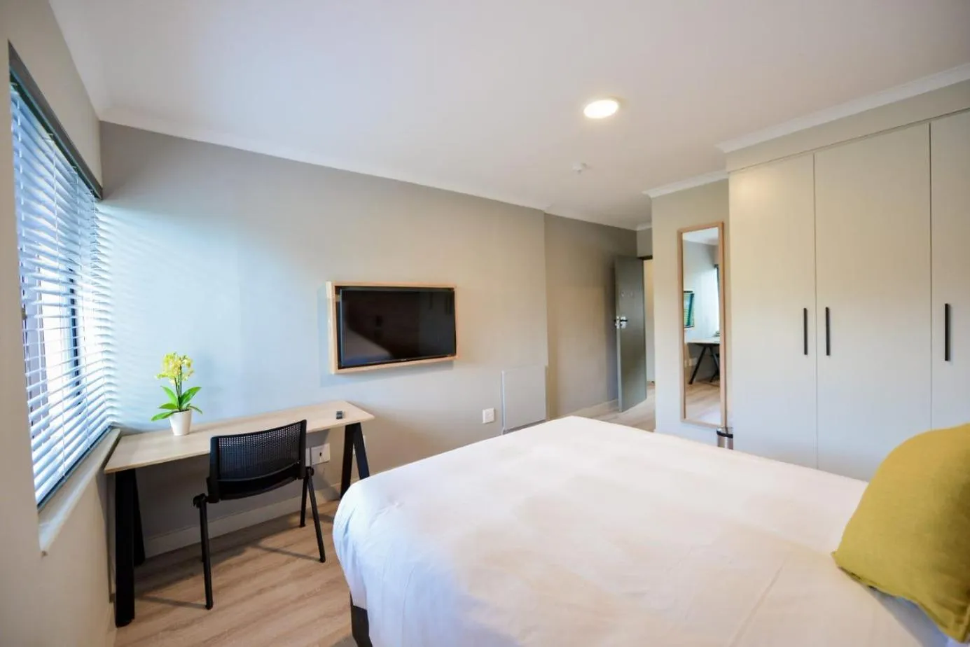 Photo of the whole room, Bed in All Africa House (University Of Cape Town)