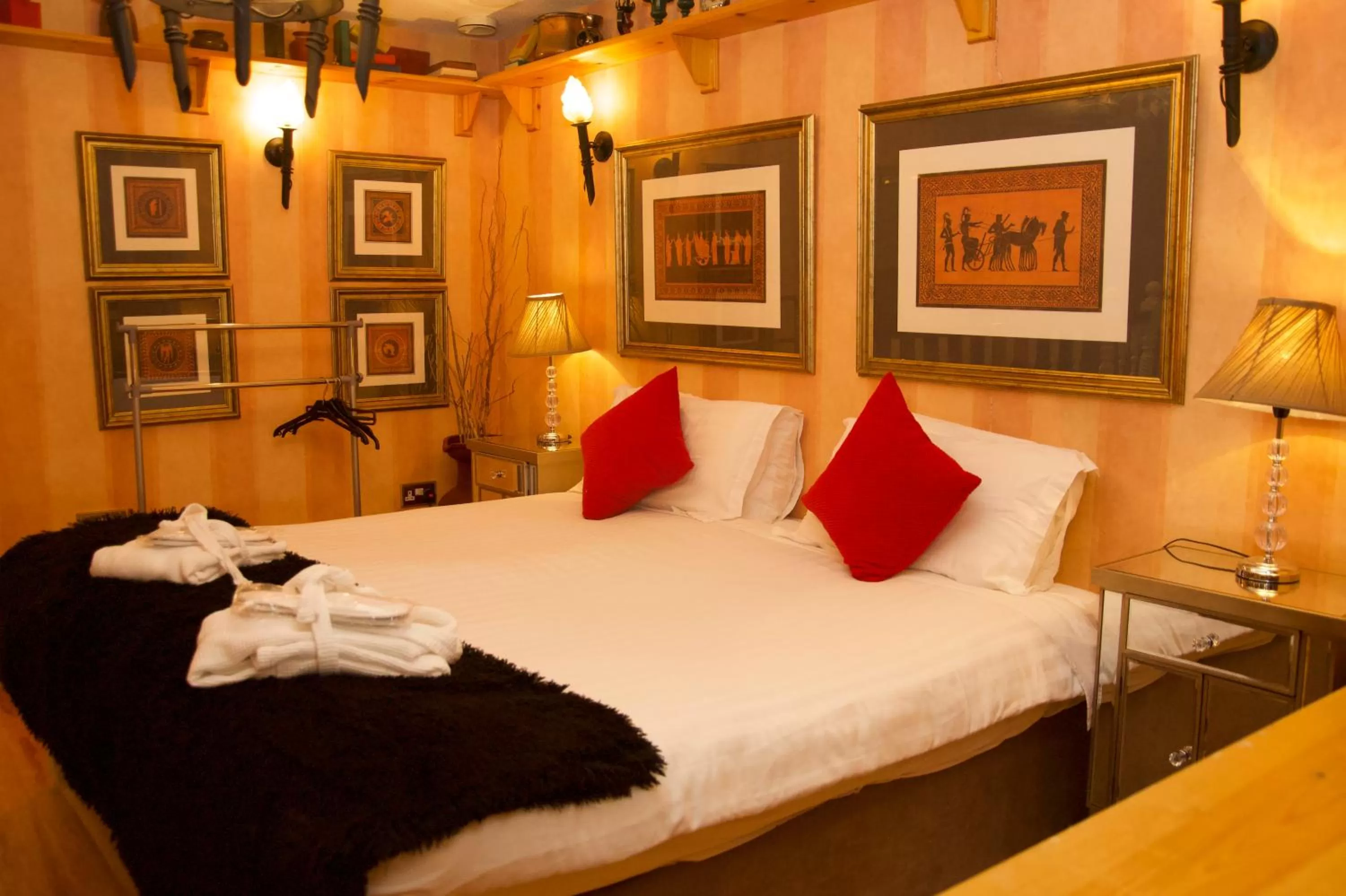 Bed in Copper Kettle B&B