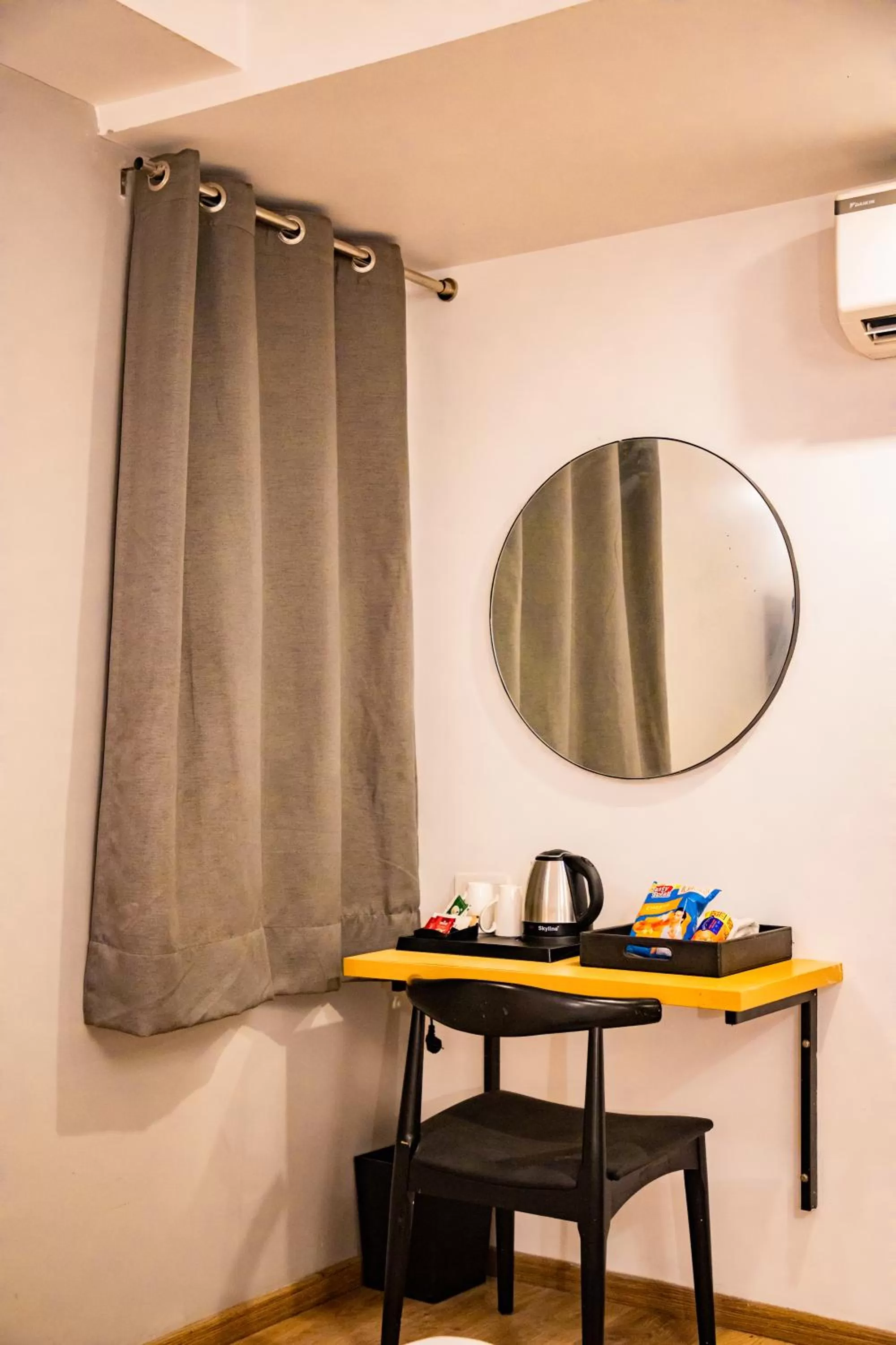 Property building in GoldenKeys Inn