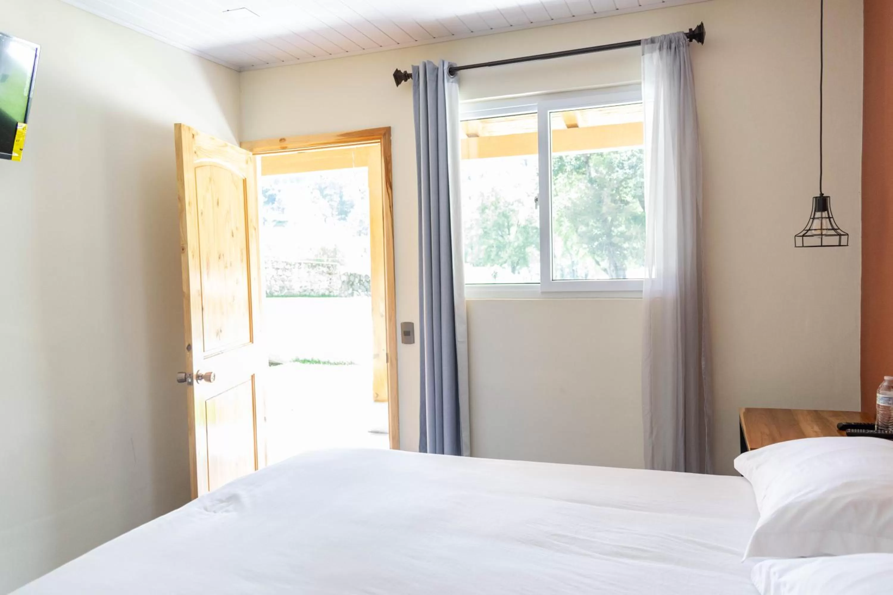 Bed in Casa Montana Hotel