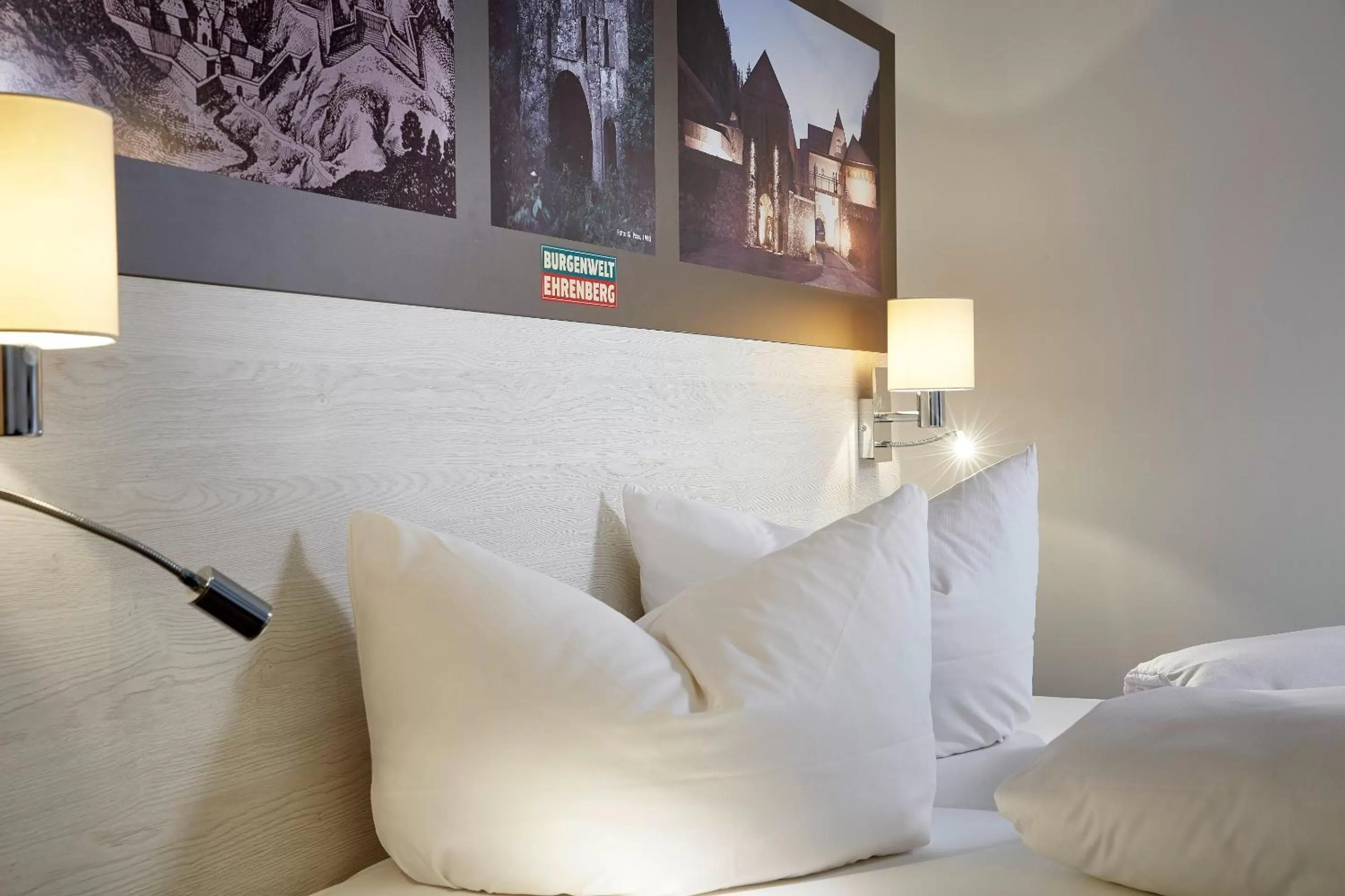 Photo of the whole room, Bed in Gasthof Salzstadl