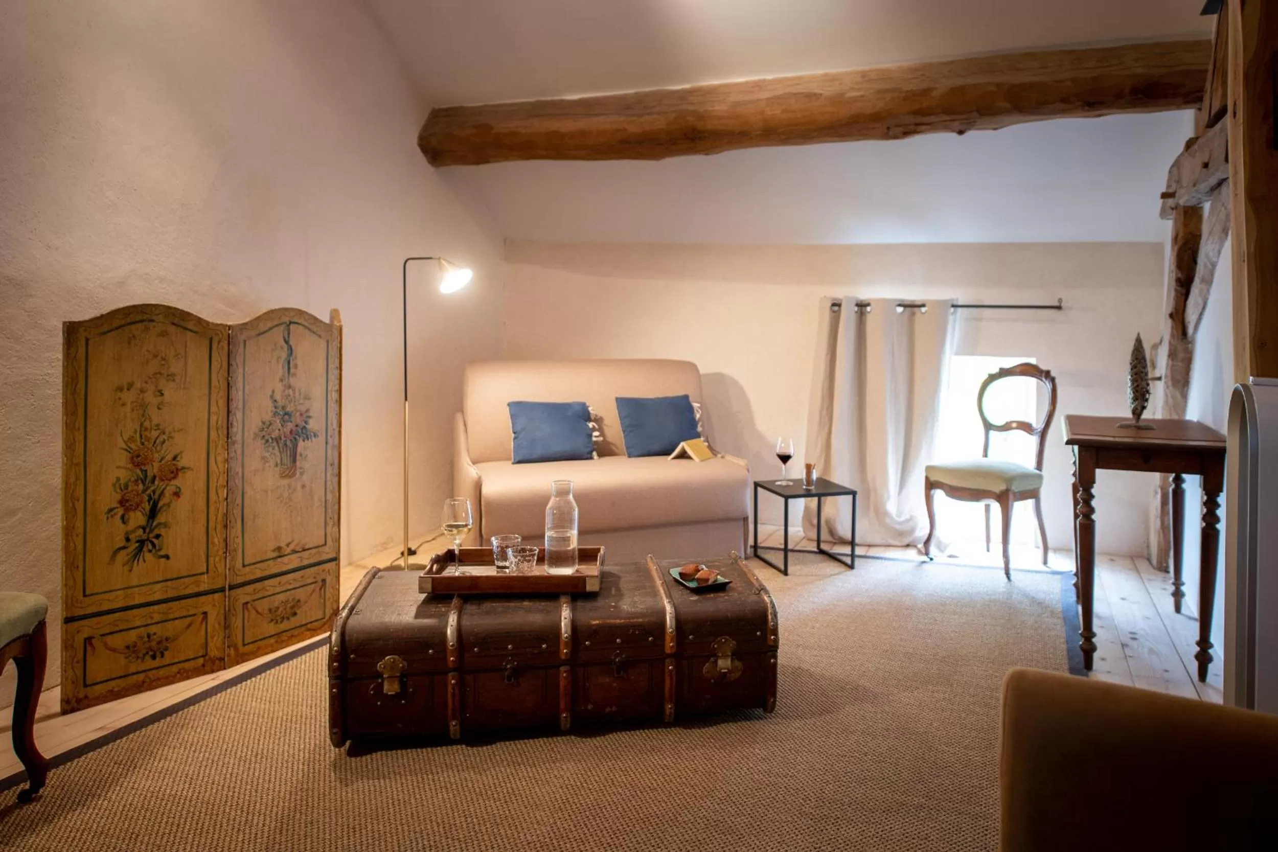 Photo of the whole room, Bed in Clos Saint Jacques - Maison d'Hôtes