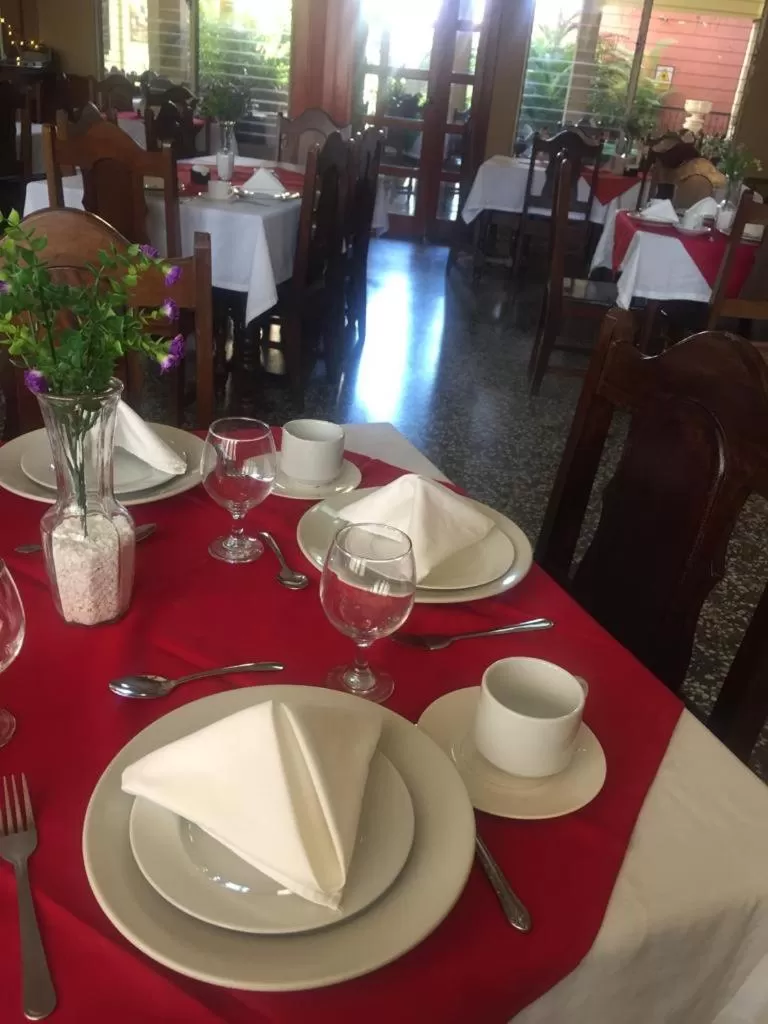 Restaurant/Places to Eat in Hotel El Reformador