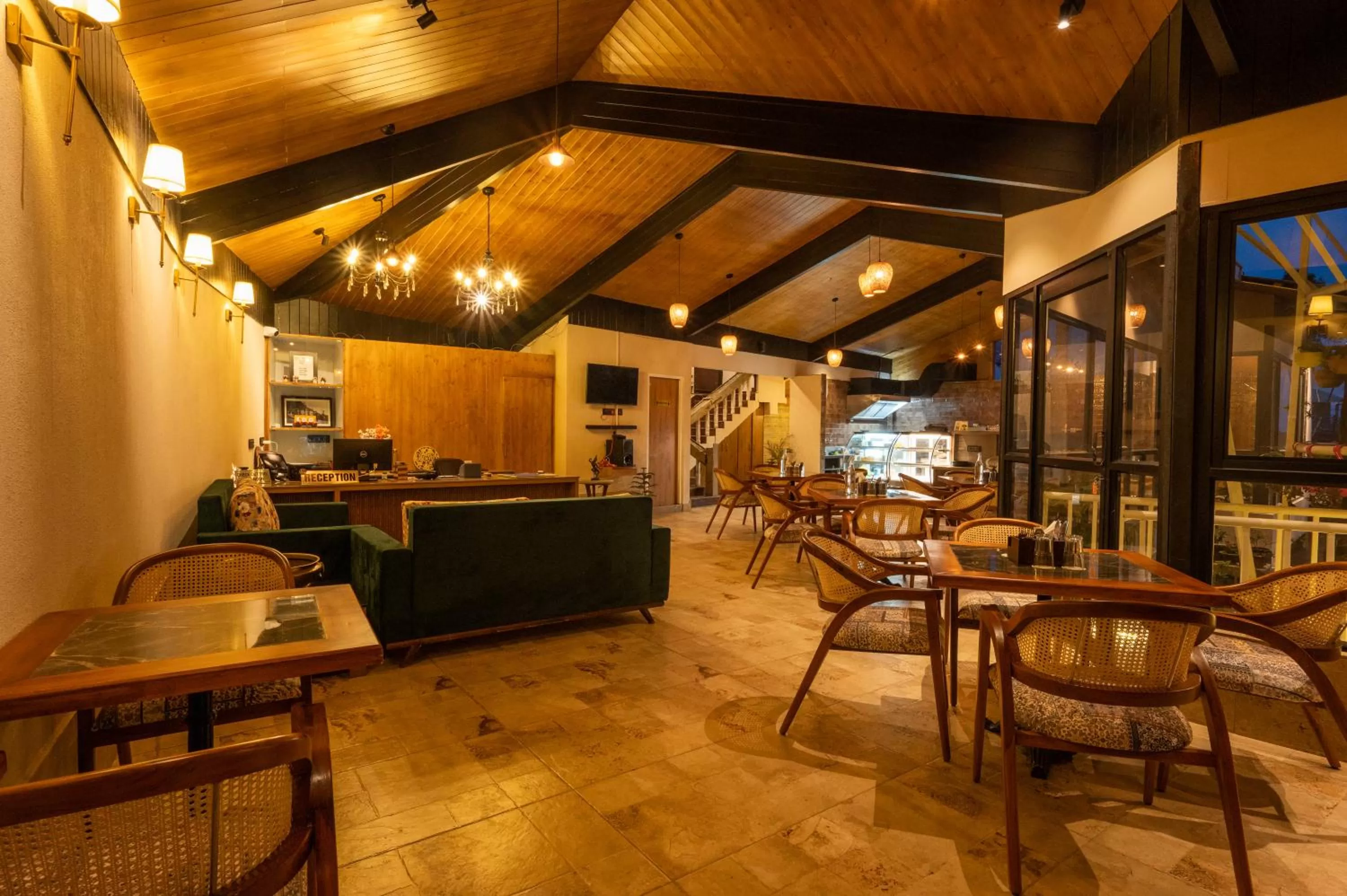 Restaurant/places to eat in Arcadia Heritage Resort