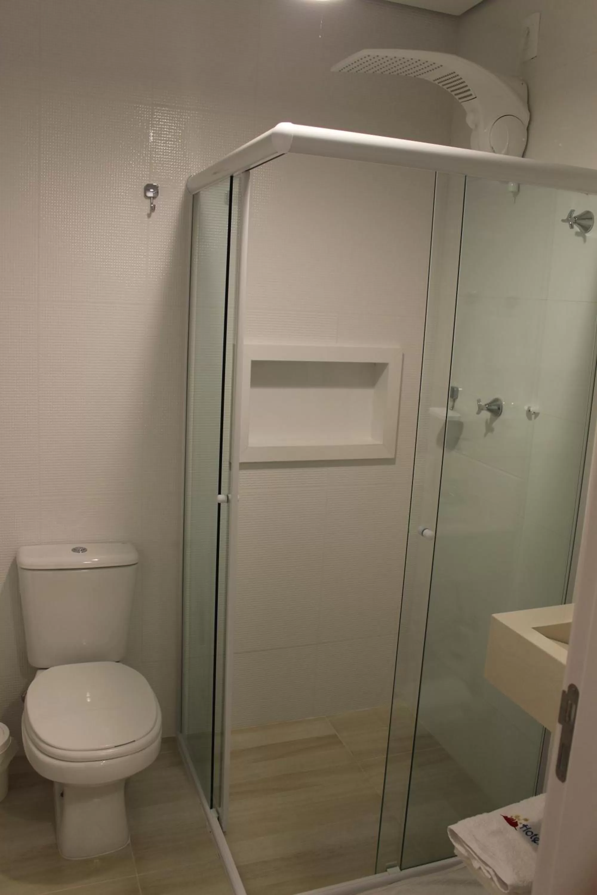 Bathroom in Hotel e Pousada Magic