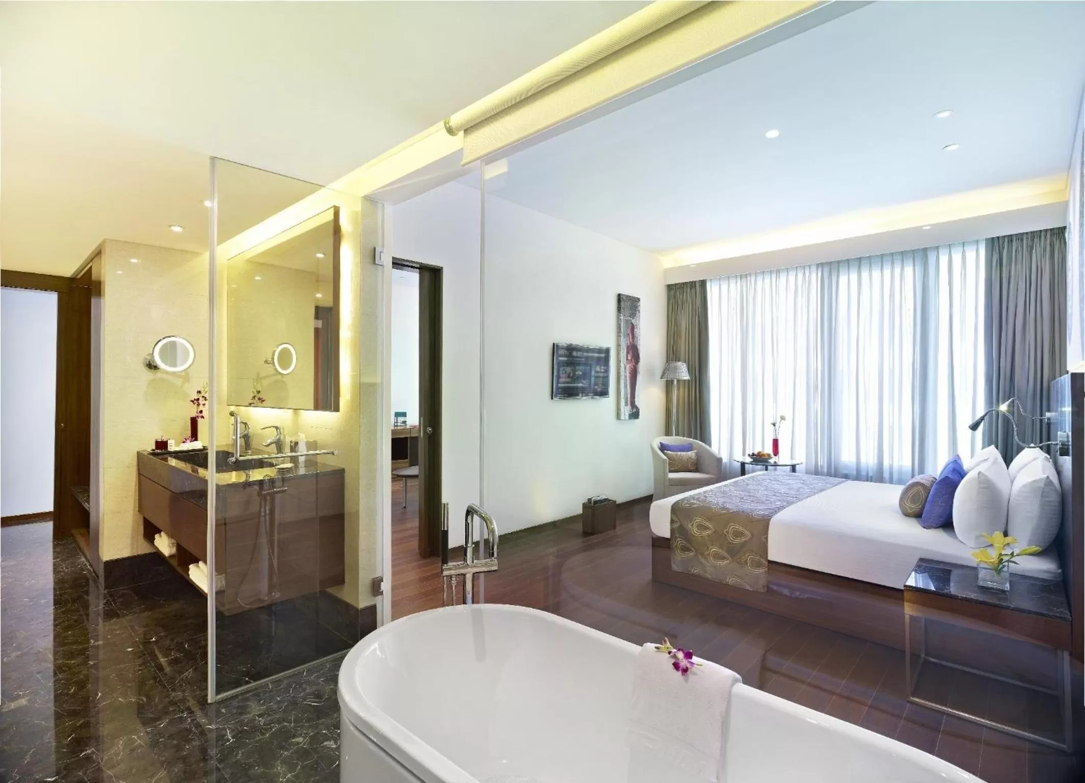 Bathroom, Bed in Vivanta Chennai IT Expressway OMR