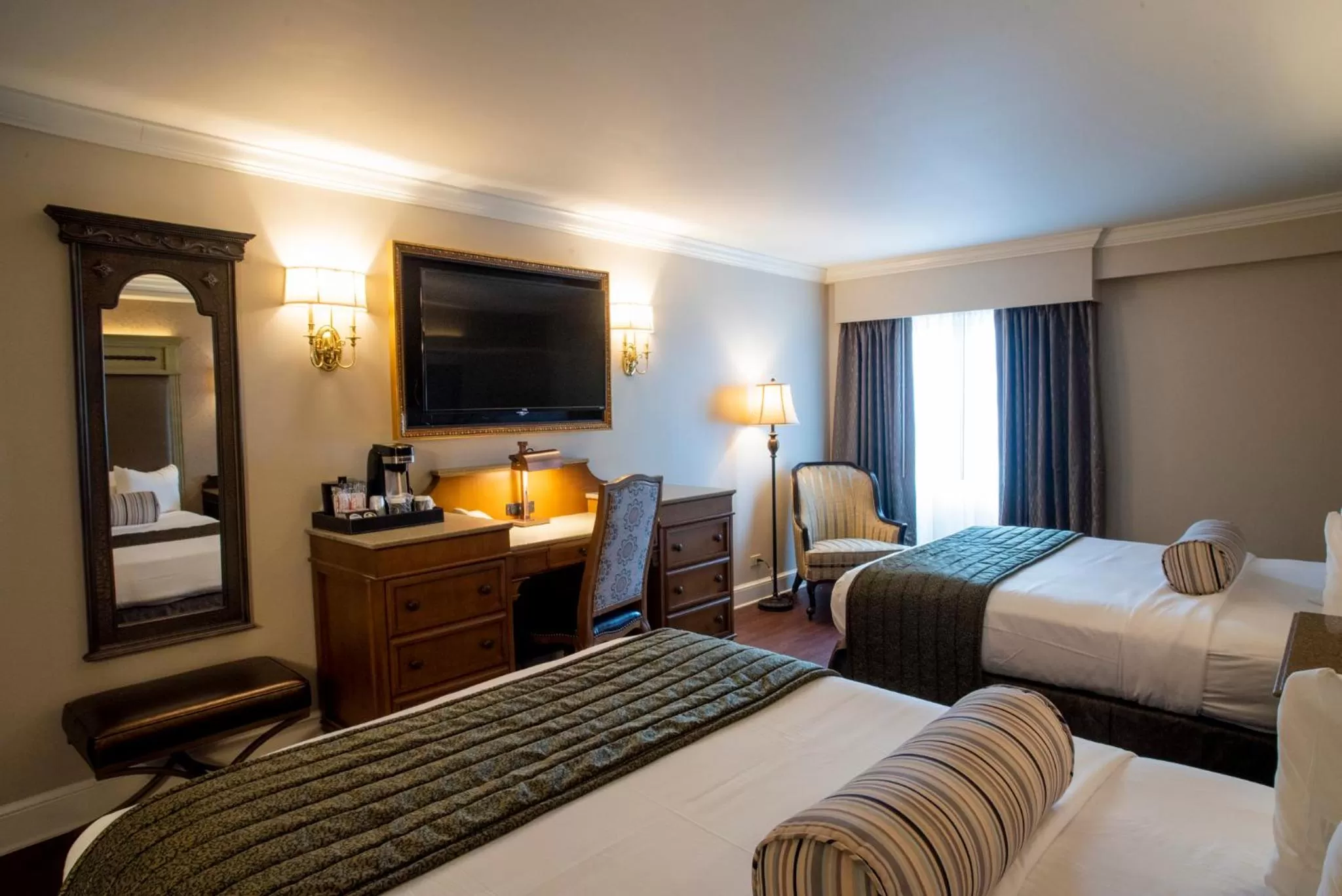 Photo of the whole room in Hotel St. Marie