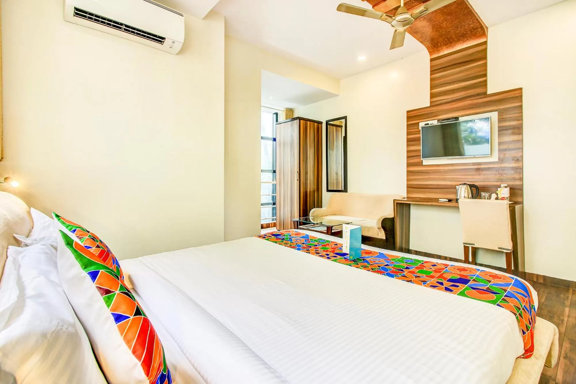 Bedroom, Bed in FabHotel Axis International - Nr Mumbai International Airport