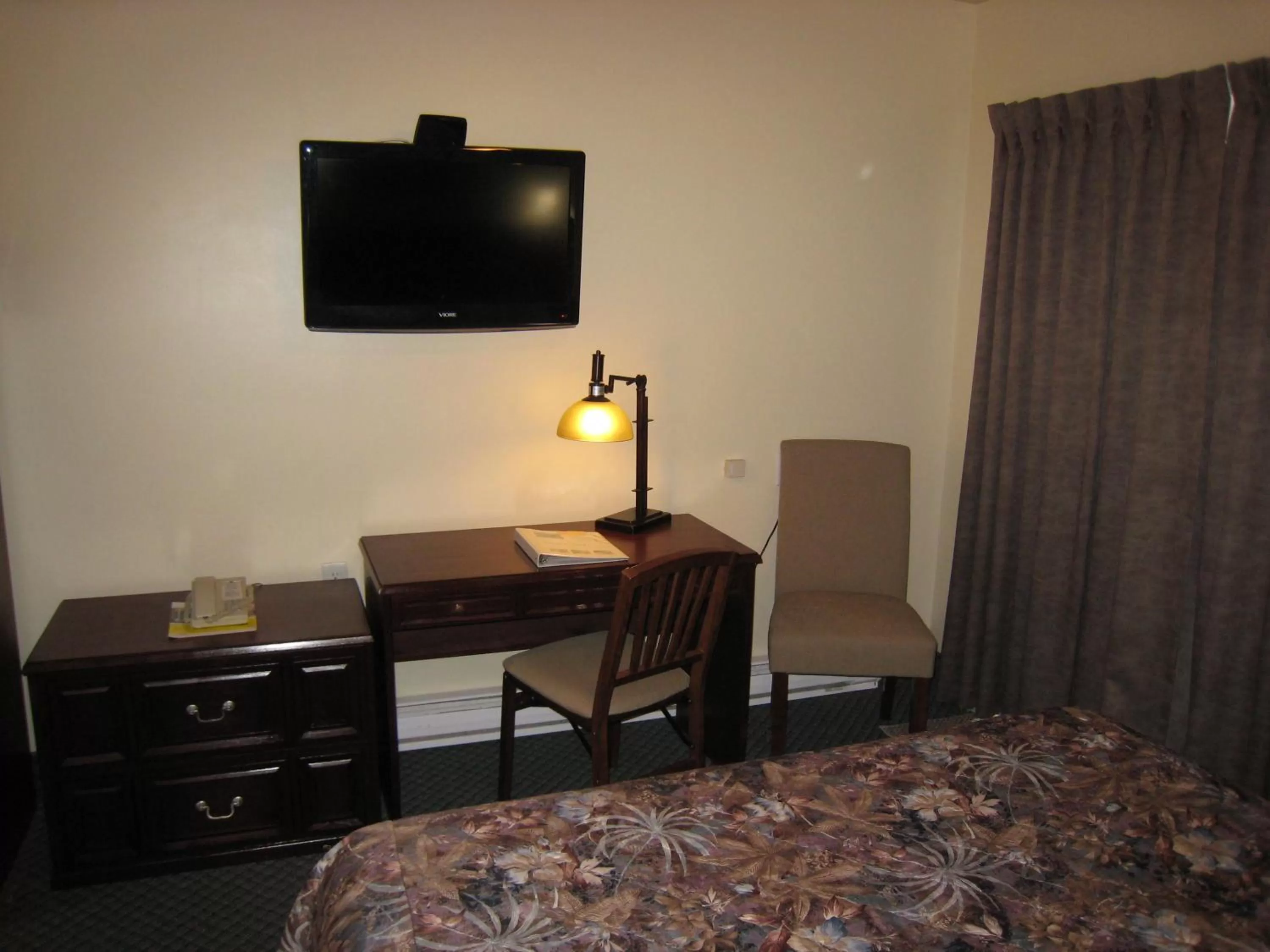 Decorative detail, TV/Entertainment Center in Johnny's Motel