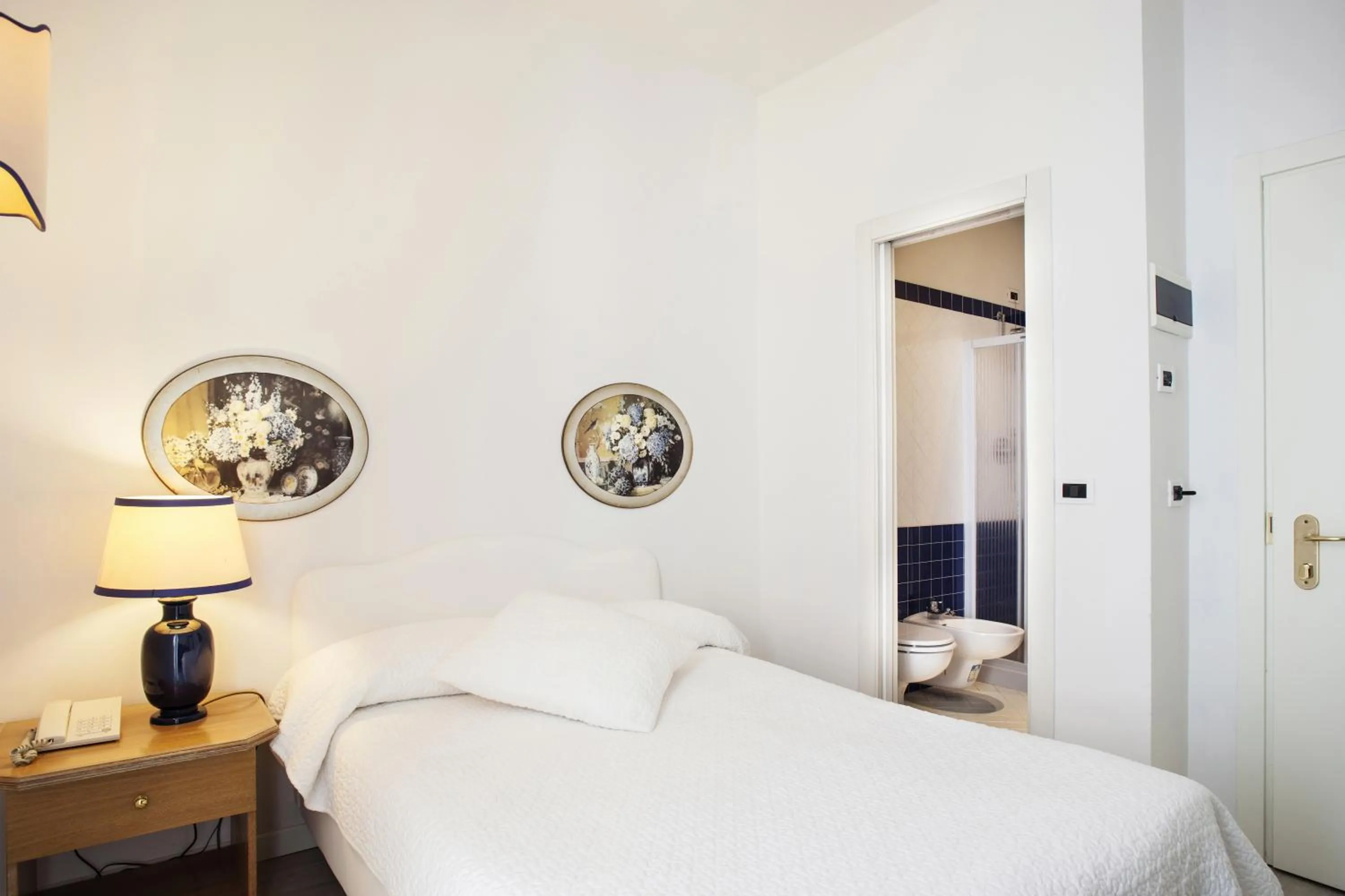 Bedroom, Bed in Adua & Regina di Saba Wellness & Beauty