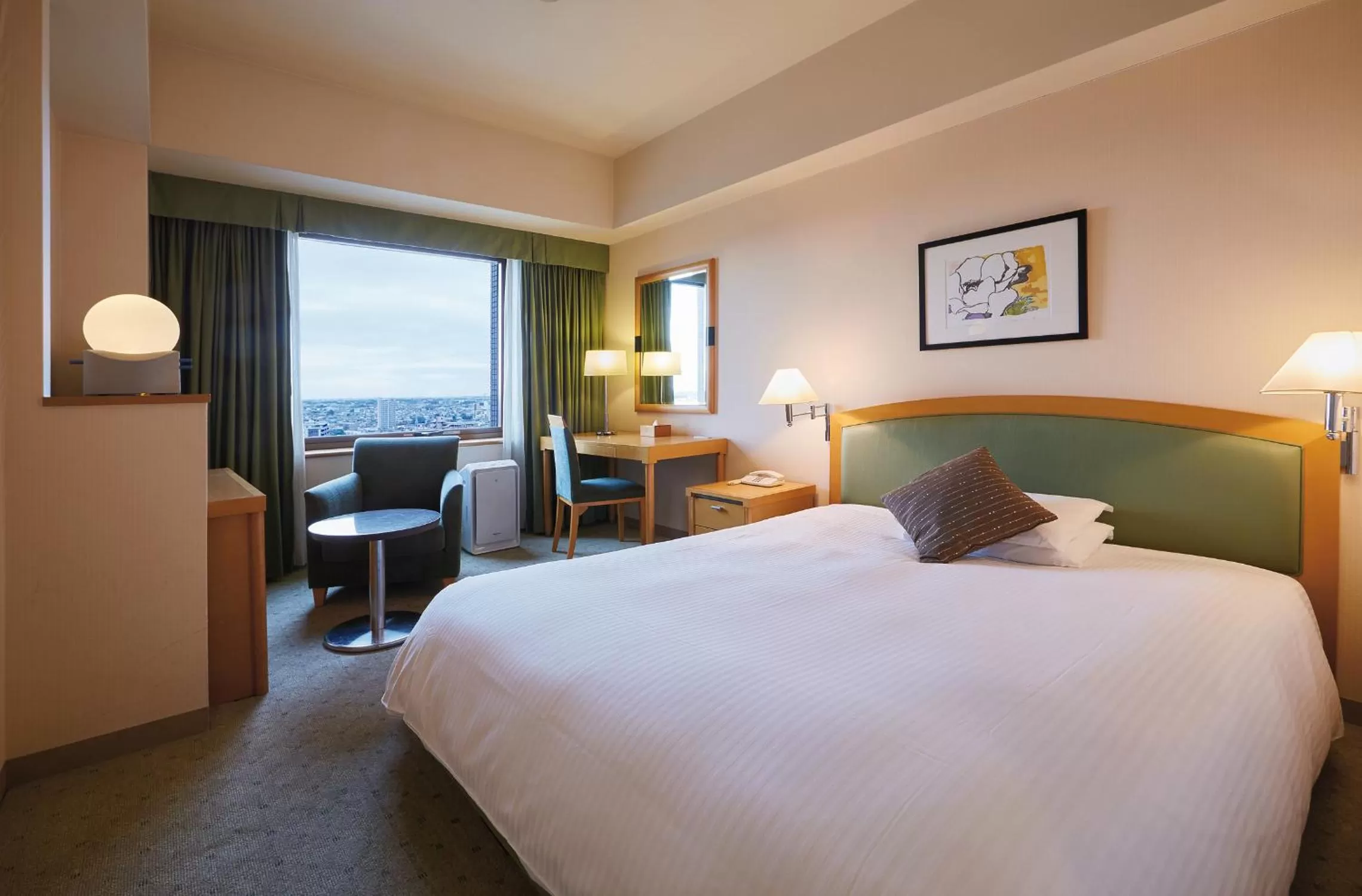 Bed in Royal Pines Hotel Urawa