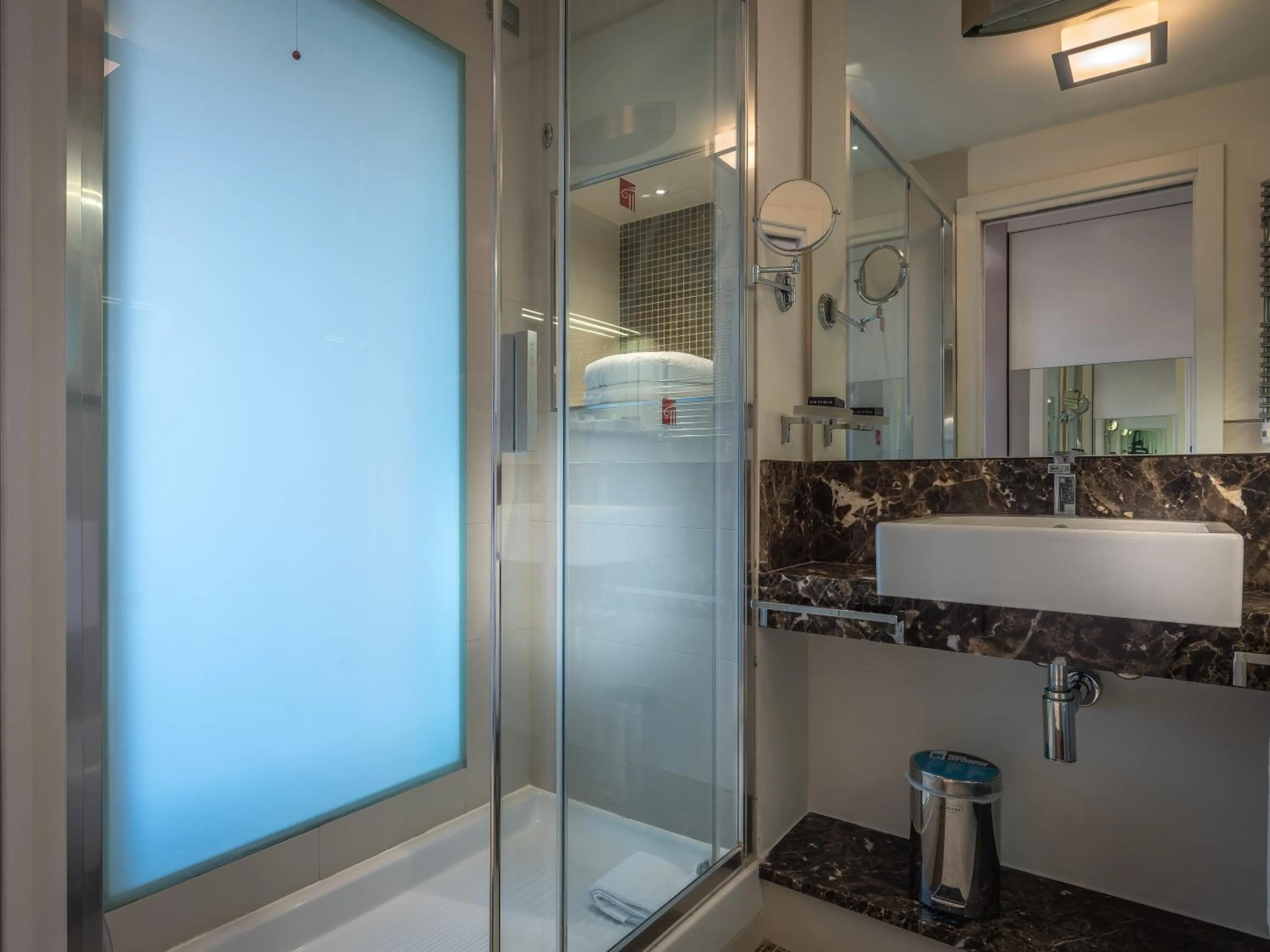 Shower in Parc Hotel Gritti