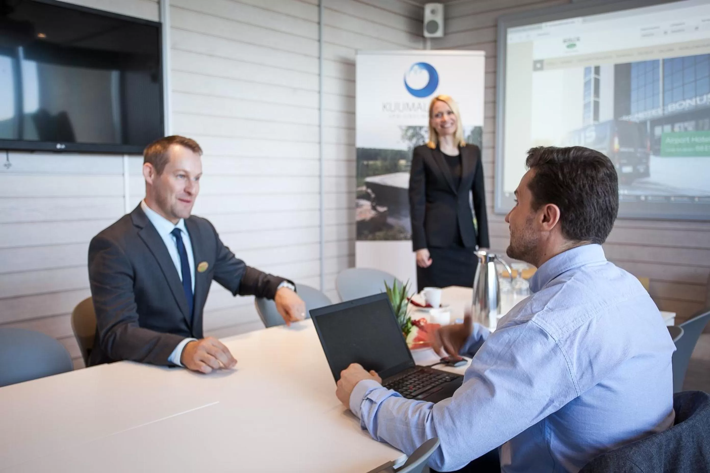 Meeting/conference room in Skyline Airport Hotel