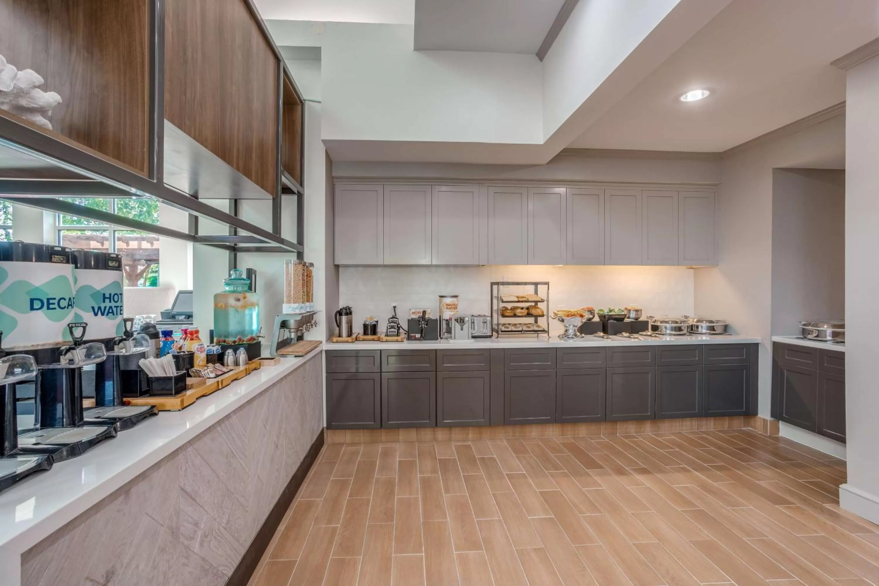 Breakfast in Hilton Garden Inn Cincinnati/Sharonville